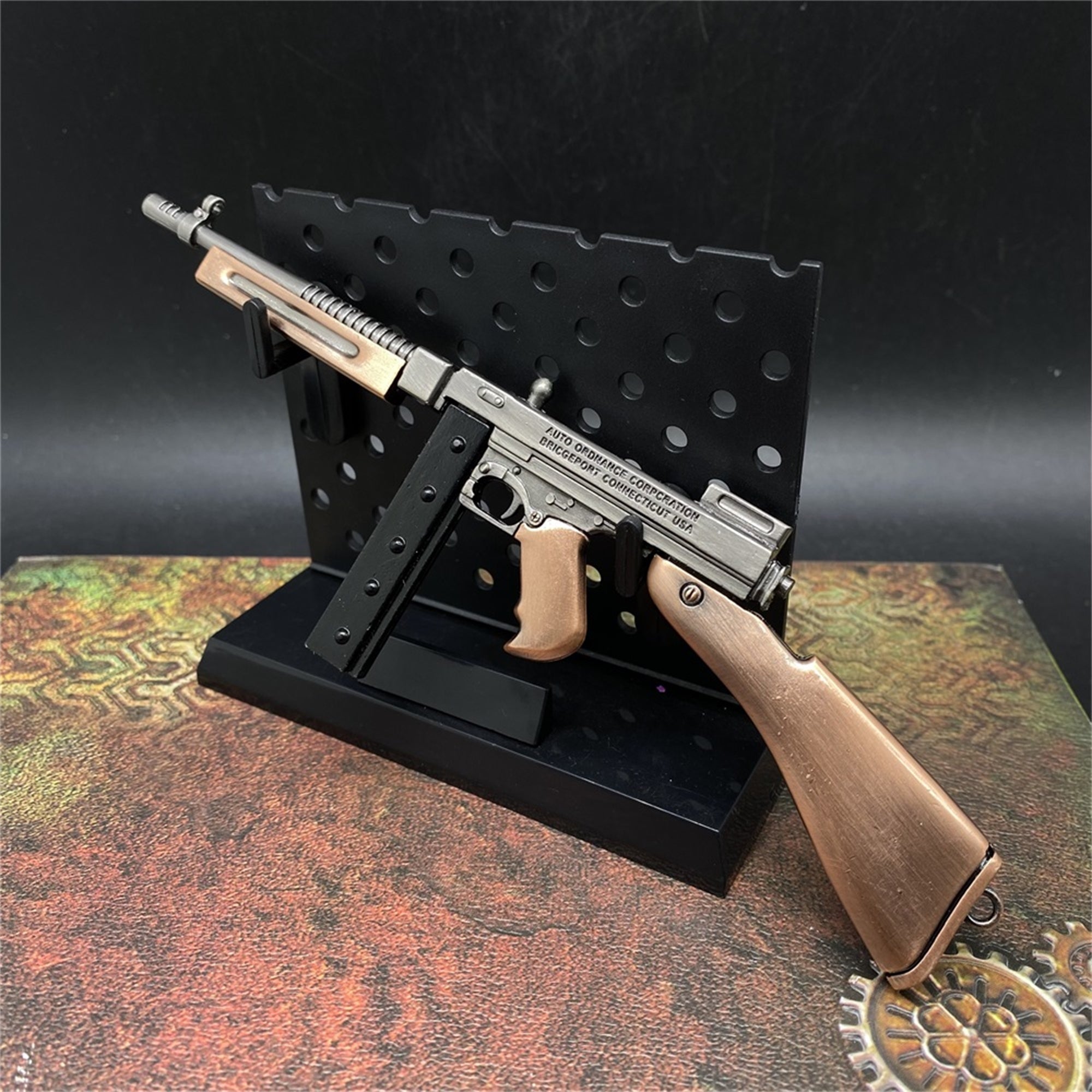 Thompson Submachine Miniature Metal SMG Gun 16.5CM/6.5" Wih Plastic Stand - Tophatter Daily Deals