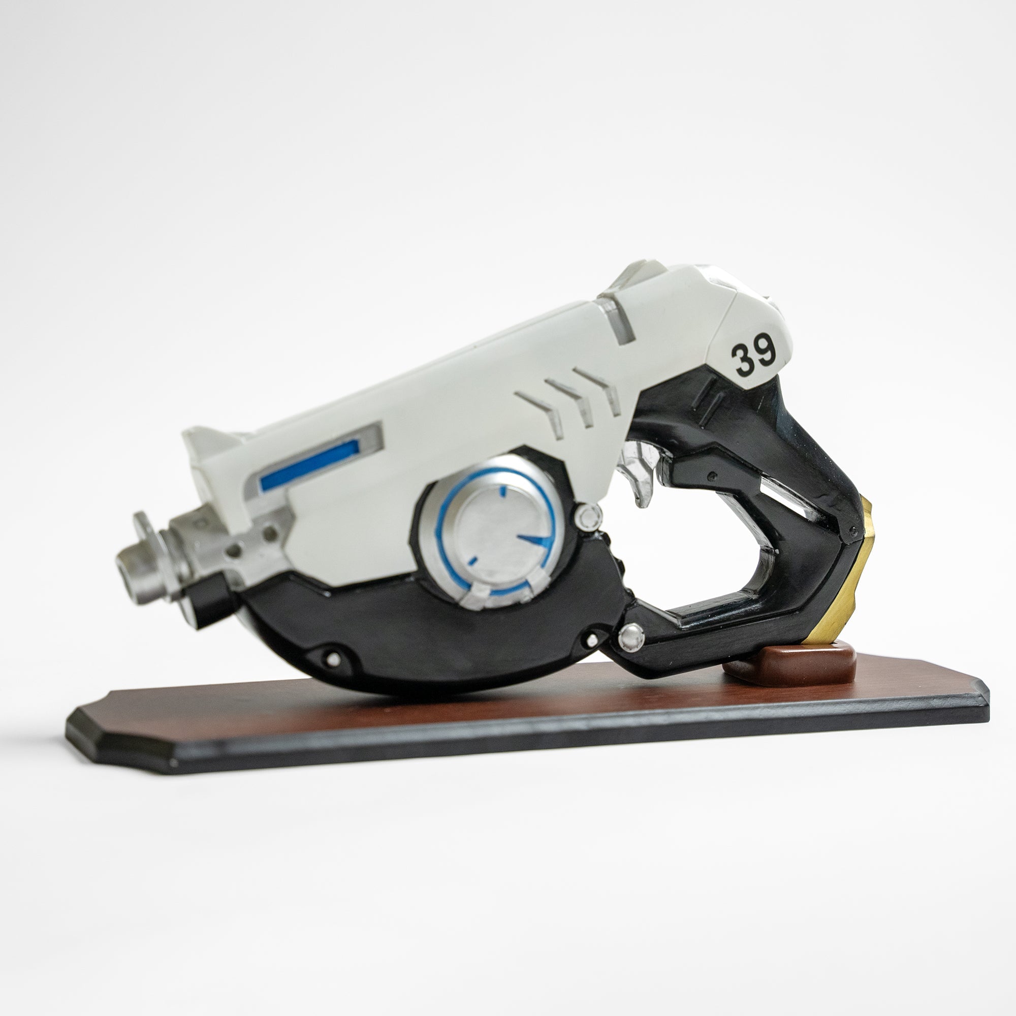Tracer's Gun Replica (Resin) Video Game Sword - Tophatter Daily Deals