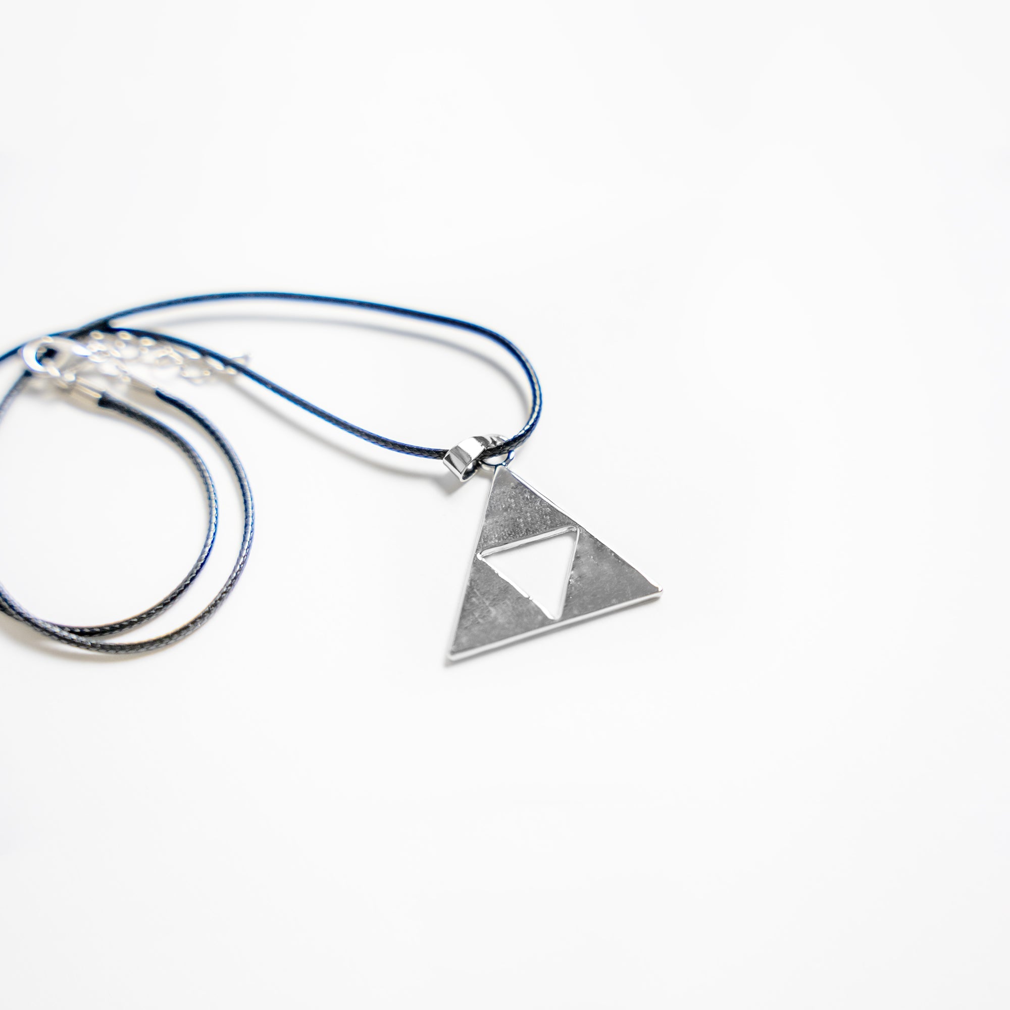 Triforce Necklace Video Game Sword - Tophatter Daily Deals