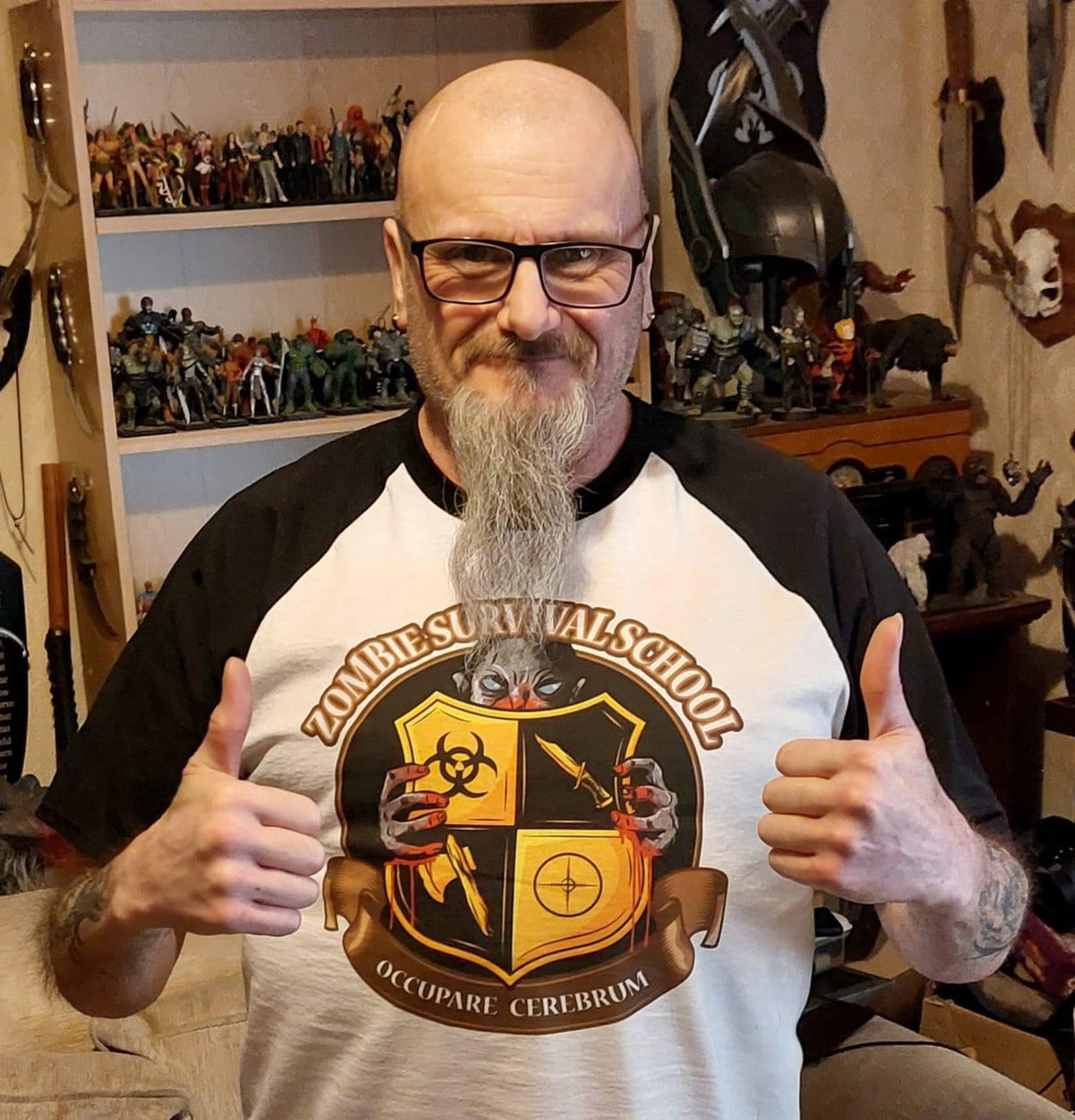 Tzss Raglan Tee Other Collectibles - Tophatter Daily Deals
