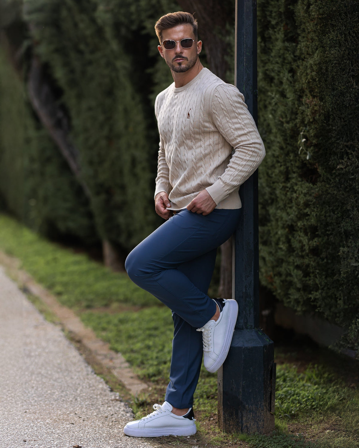Soft Timeless Men's Cable Knit Sweater - Crewneck, Cotton - Tophatter Daily Deals