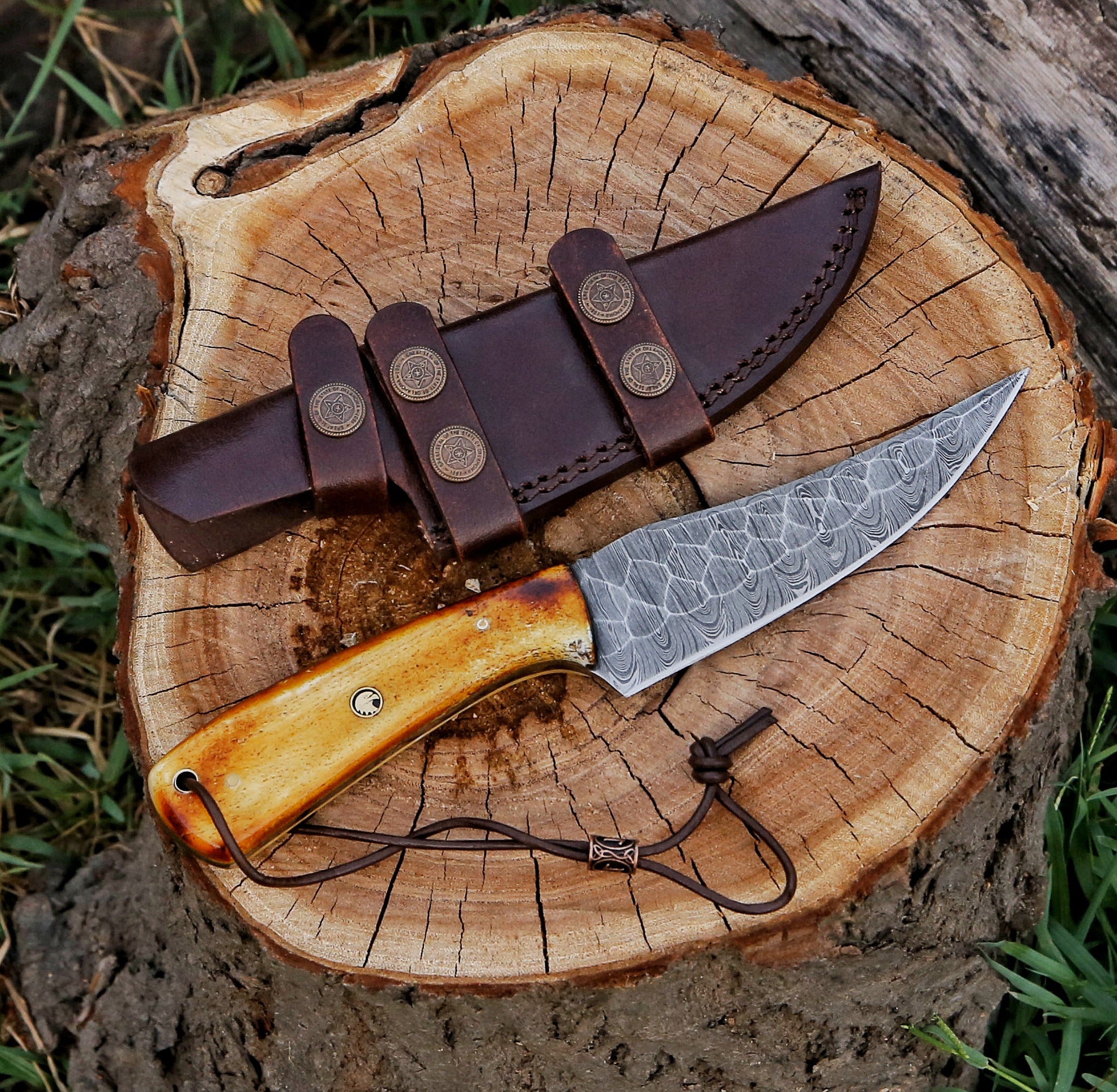 10" Custom Handmade Hammered Damascus Steel Hunting Skinning Knife Bone - TOPHATTER'S ARMORY DEALS Collectible Weapons - Tophatter Daily Deals