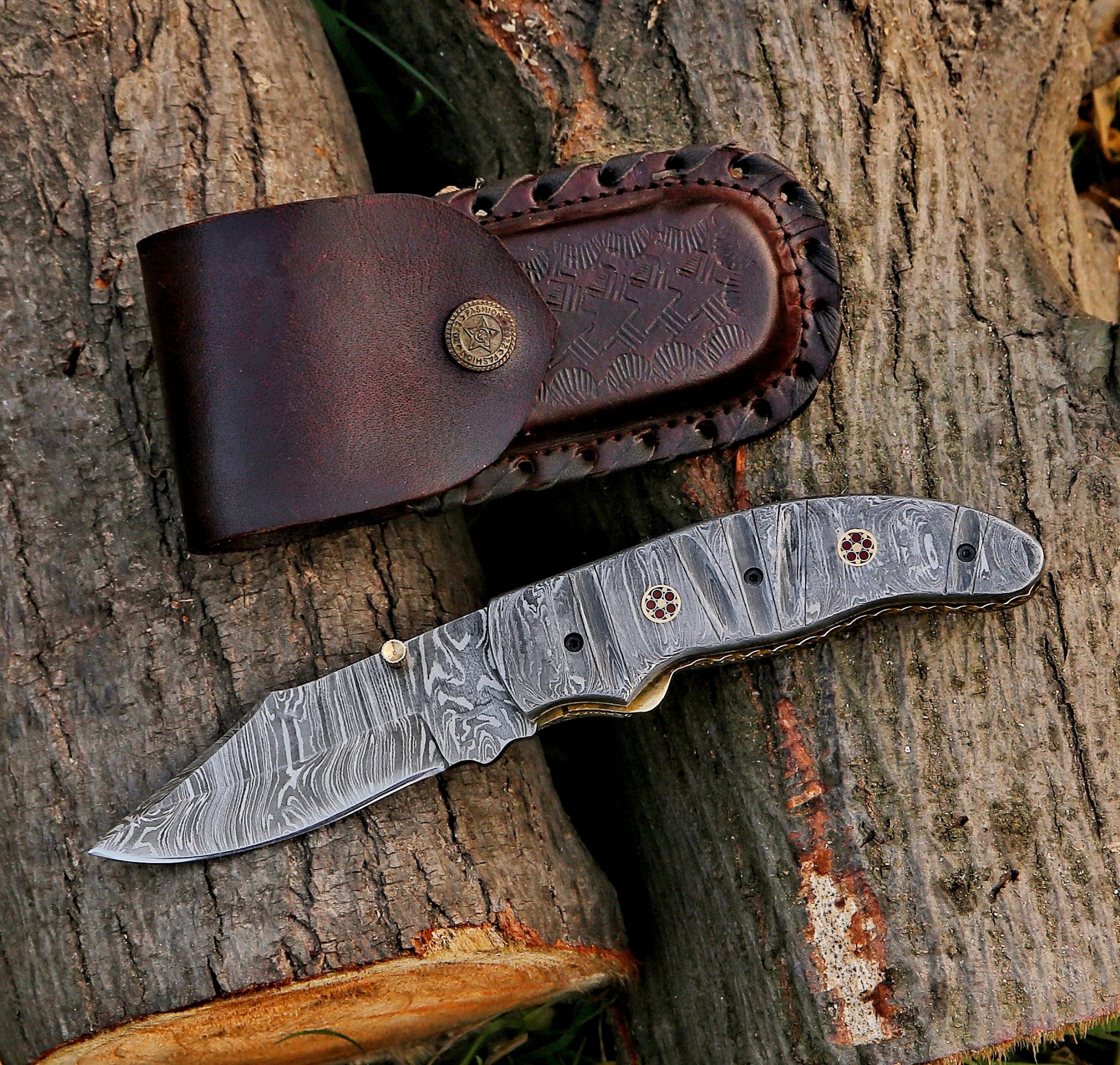 8.29" Damascus Steel Custom Handmade Folding Pocket Knife - TOPHATTER'S ARMORY DEALS Collectible Weapons - Tophatter Daily Deals