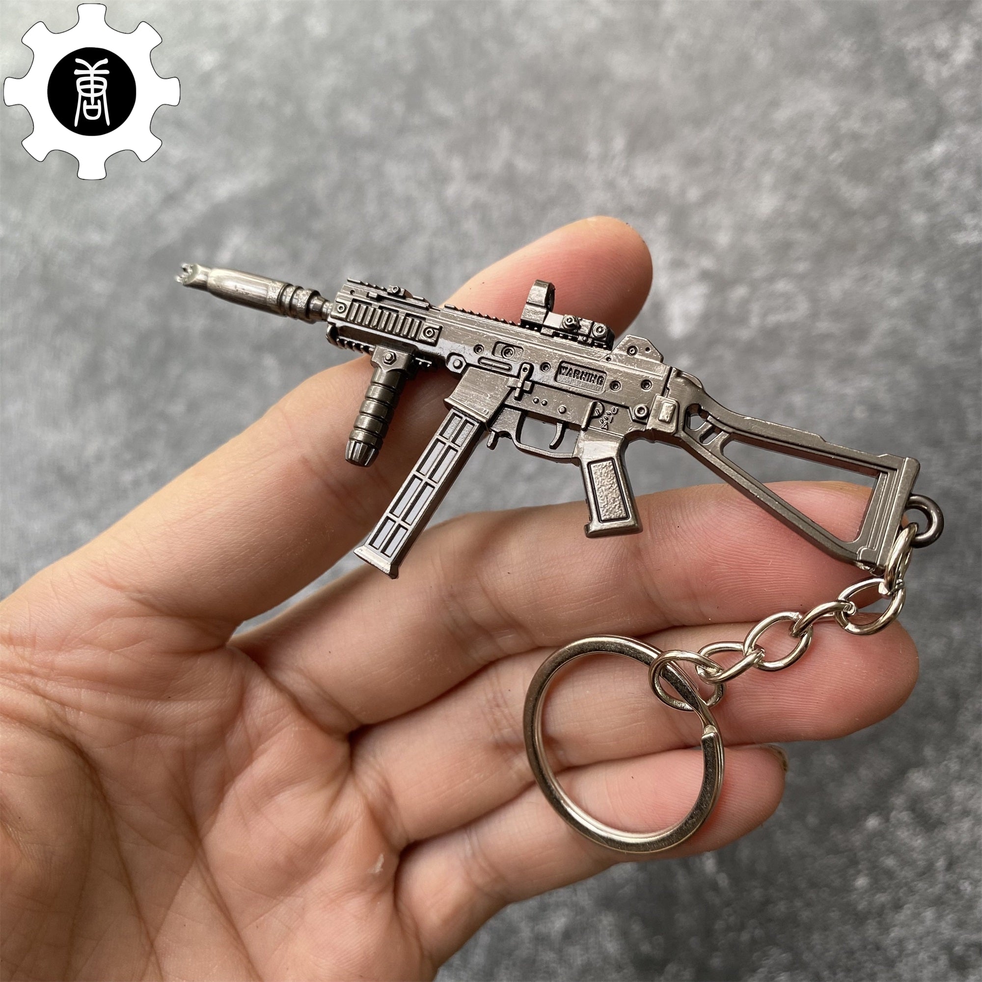 10 in 1 World Famous Submachine Gun SMG Keychain UMP - Tophatter Daily Deals