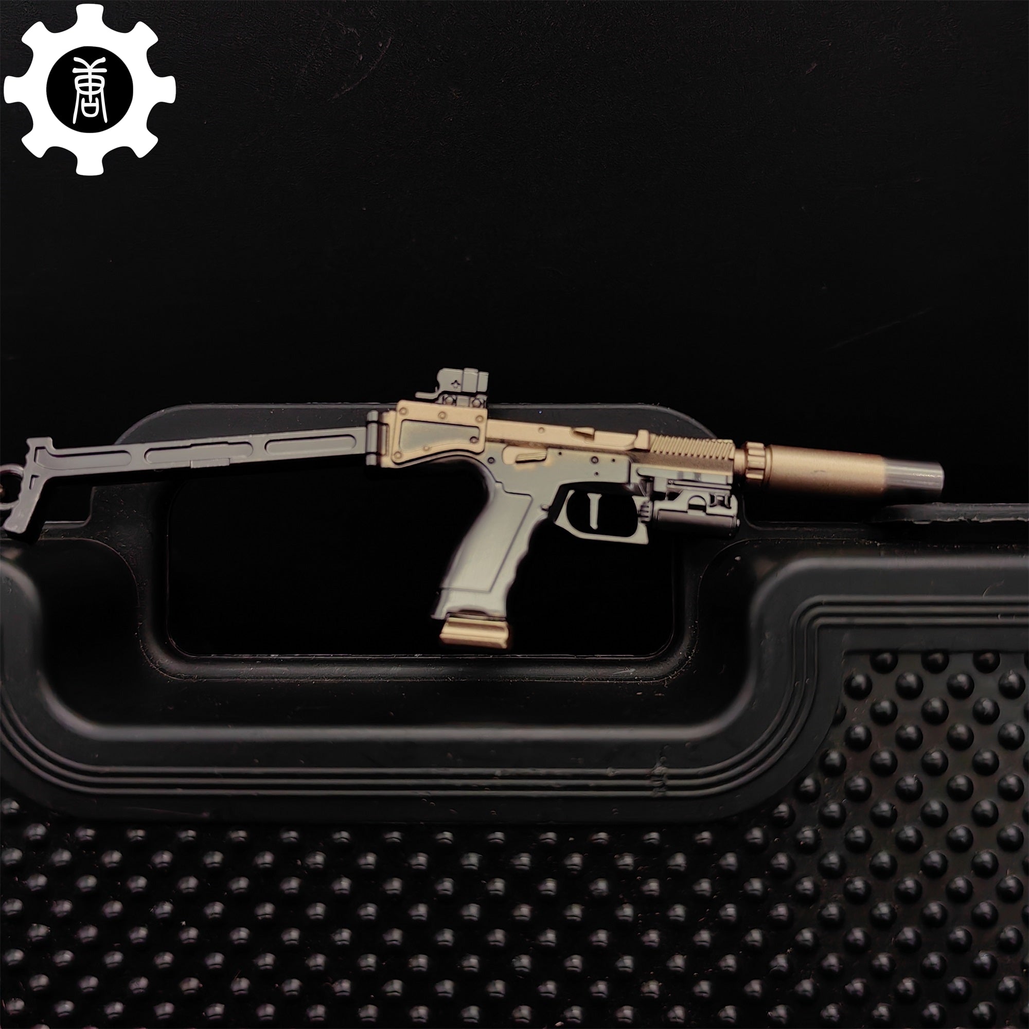 Tiny Re8 USM-AI Gun Model Metal Keychain - Tophatter Daily Deals