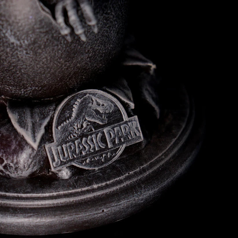 Jurassic Park - Velociraptor Egg Statue & Cane Replica Set