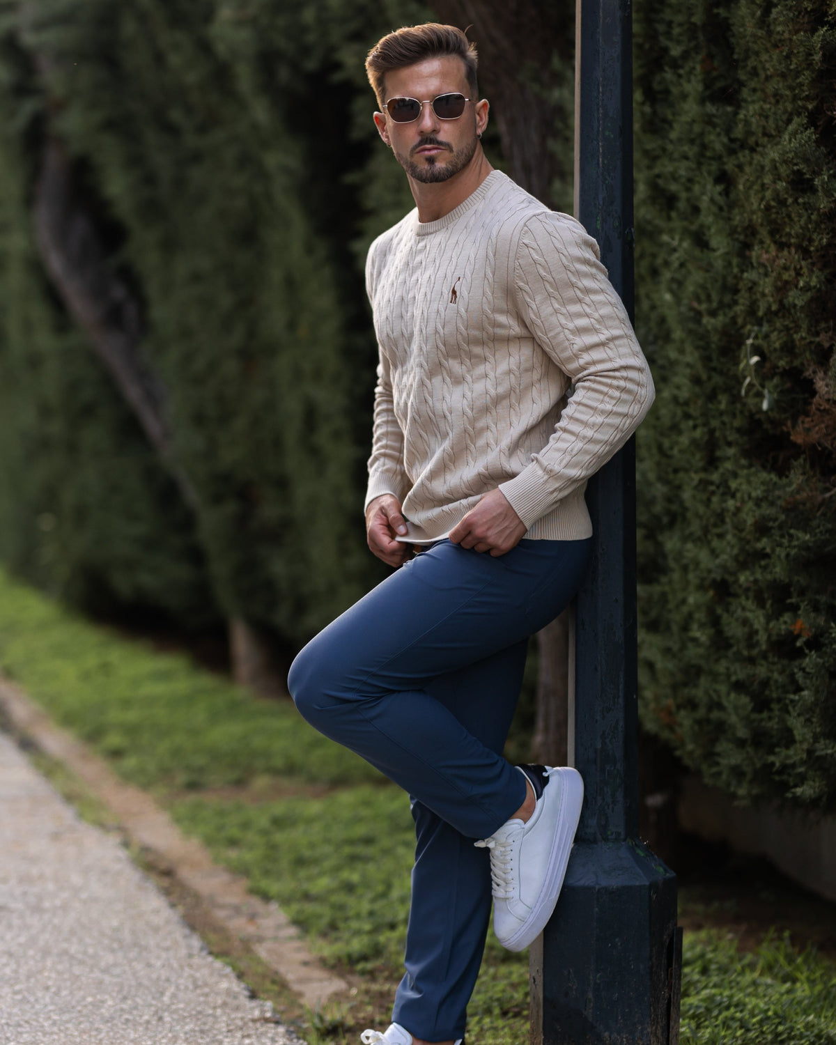 Soft Timeless Men's Cable Knit Sweater - Crewneck, Cotton - Tophatter Daily Deals