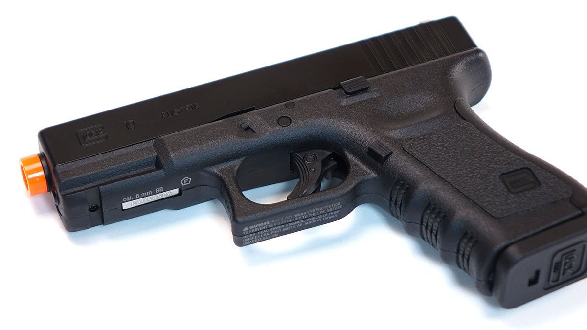 Licensed GLOCK 19 Gen3 Non-Blowback CO2 Airsoft Pistol by Elite Force Airsoft-Gas/C02pistol - Tophatter Daily Deals