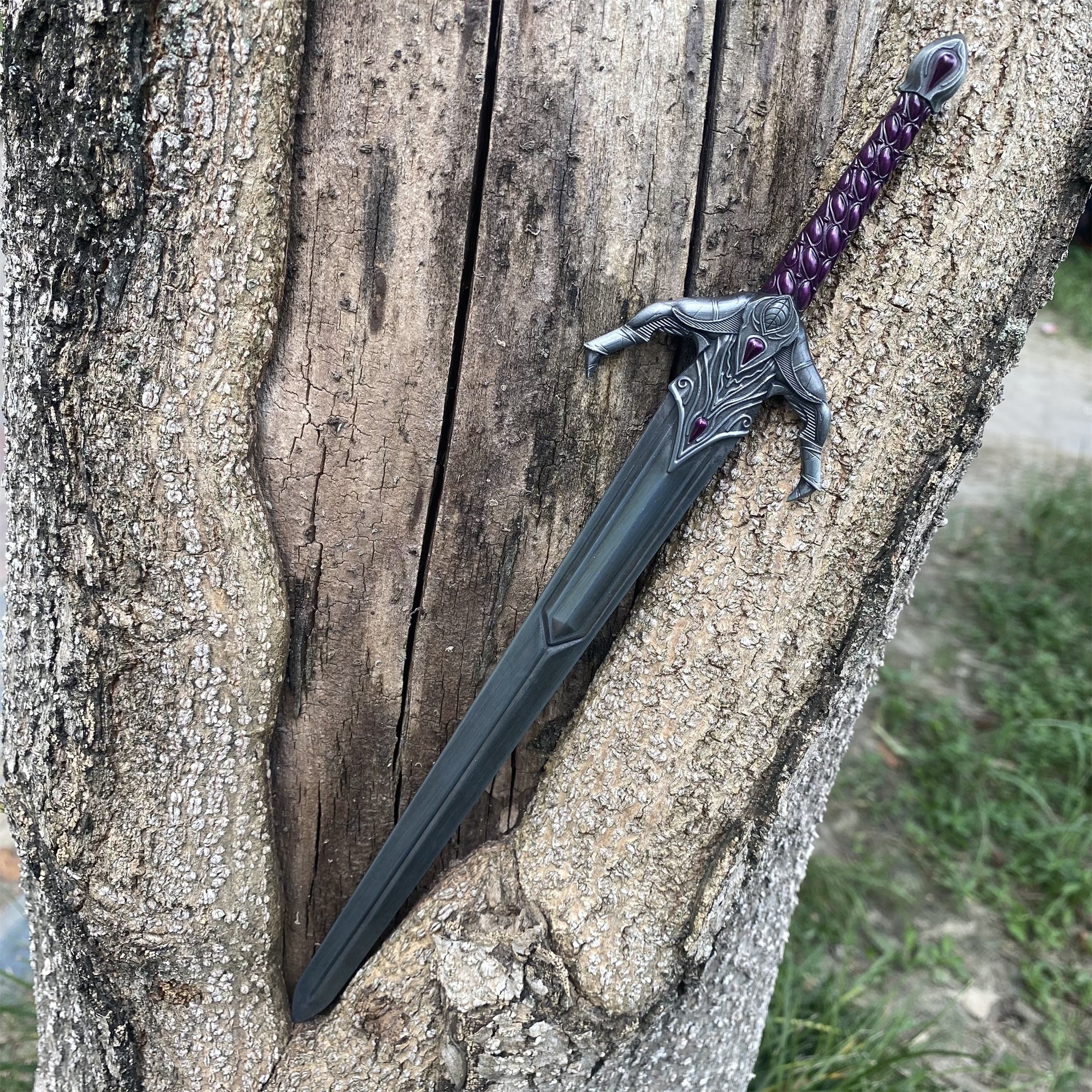 Umbra Sword Oblivion Metal Replica 1/3 Scale - Tophatter Daily Deals