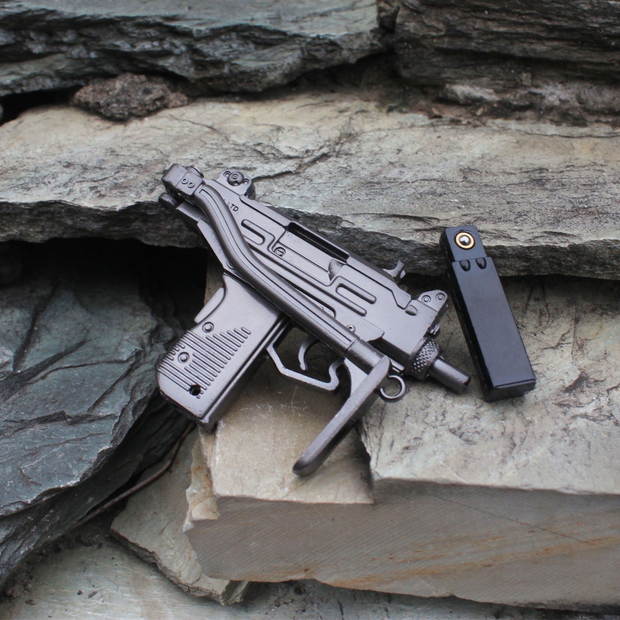 Uzi Submachine Miniature Gun 8CM/3.1" - Tophatter Daily Deals