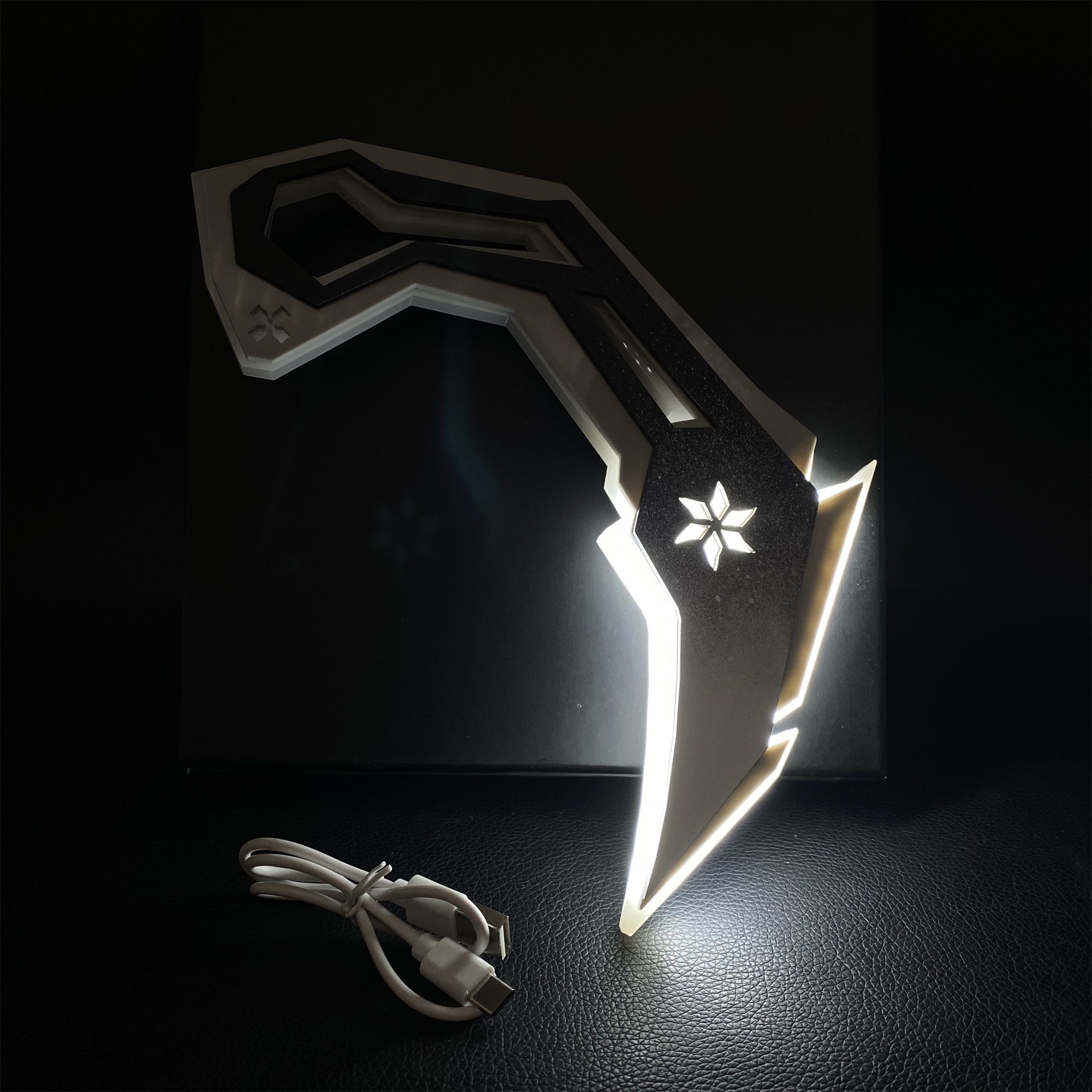 VCT Acrylic Karambit Night Lamp Replica 3 Colors - Tophatter Daily Deals