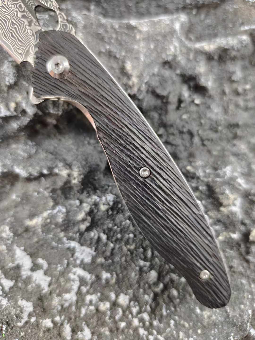 VG10 Damascus Seahorse Folding Knife - Tophatter Daily Deals