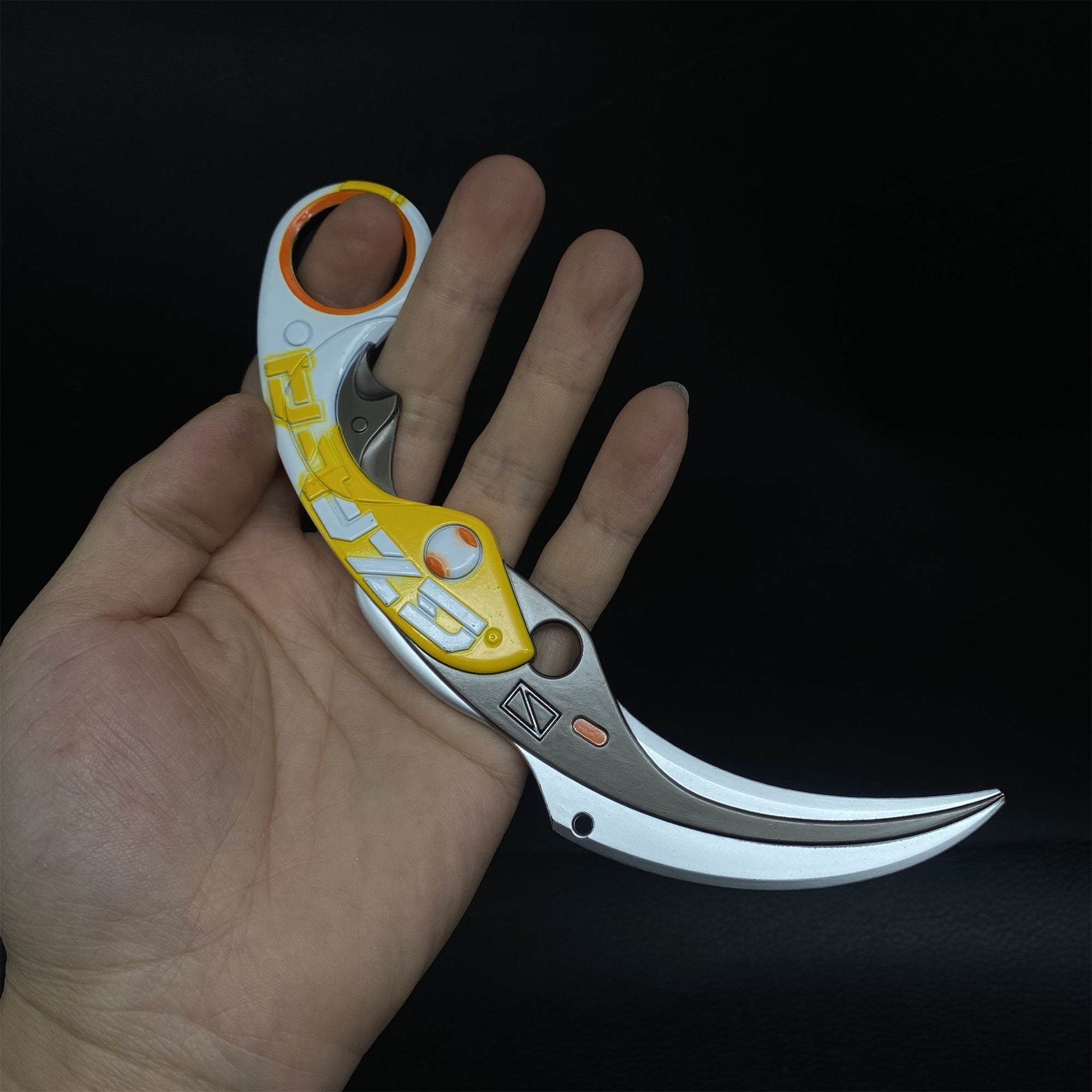 Metal Velocity Karambit Replica Blunt Blade Yellow - Tophatter Daily Deals