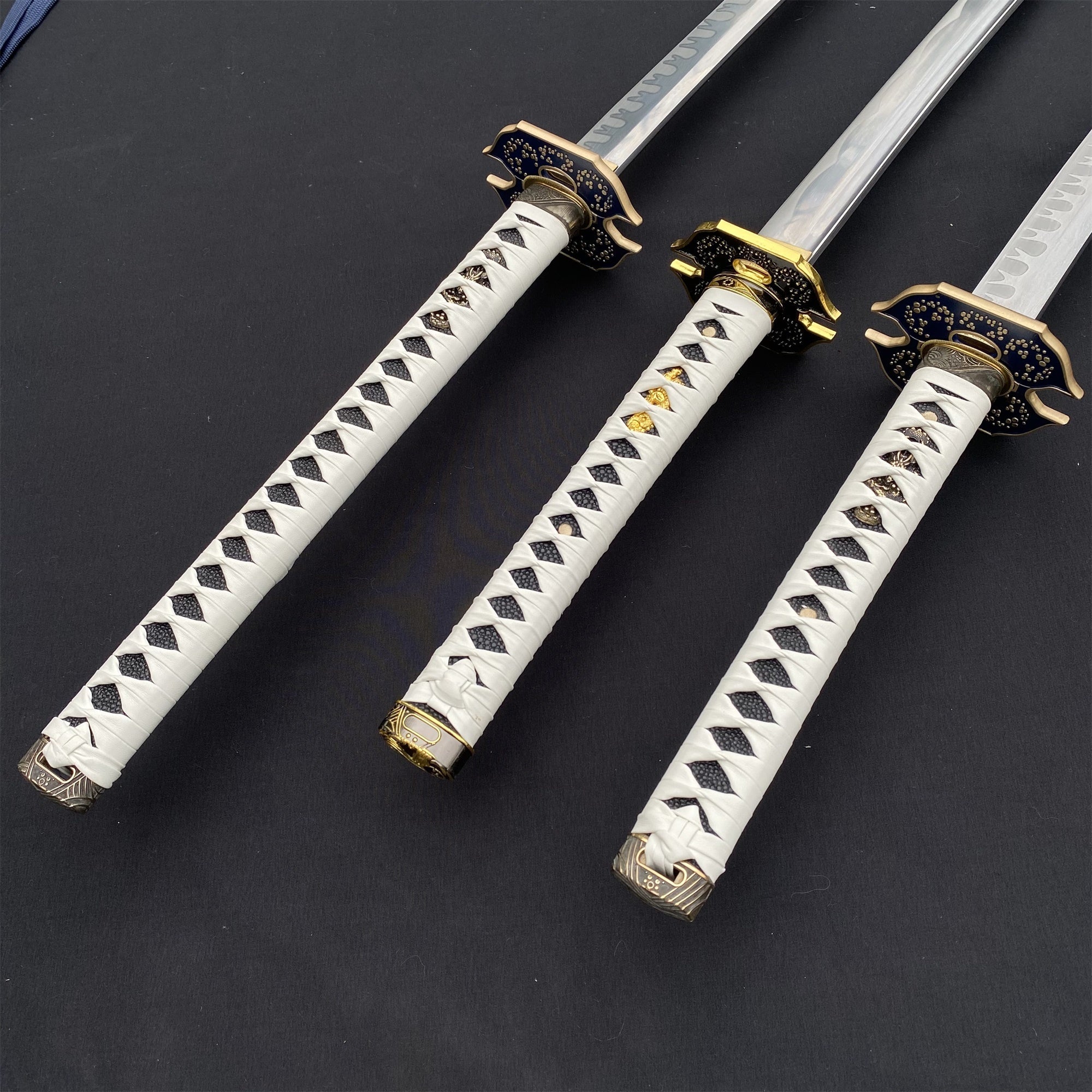 IRL Vergil's Yamato Katana Replica 3 Version - Tophatter Daily Deals