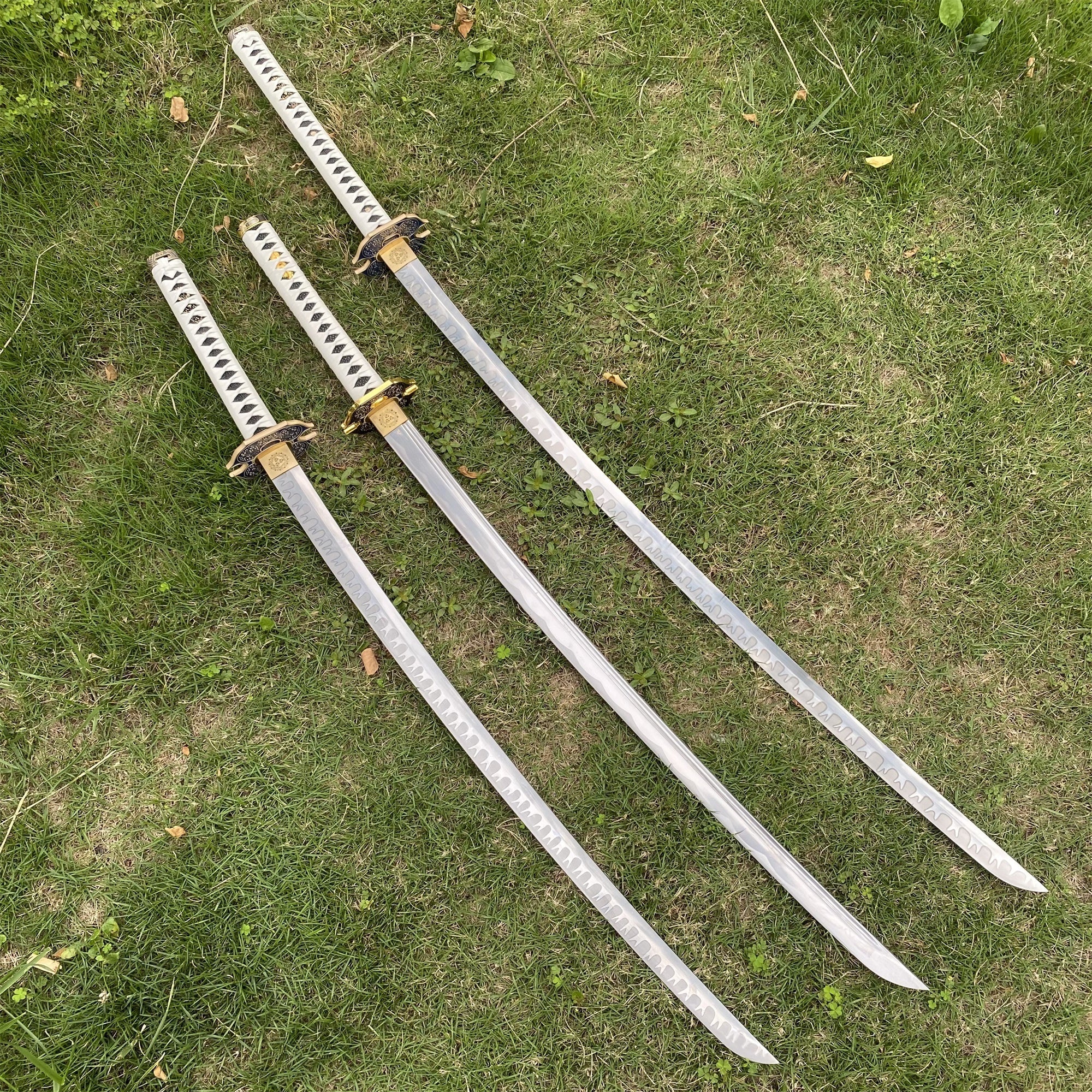 IRL Vergil's Yamato Katana Replica 3 Version - Tophatter Daily Deals