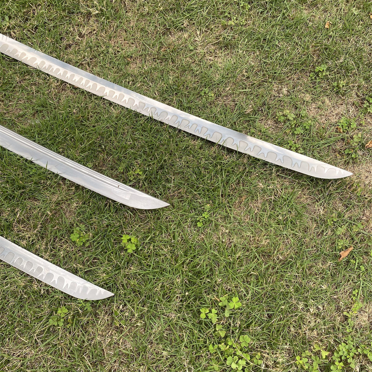 IRL Vergil's Yamato Katana Replica 3 Version - Tophatter Daily Deals