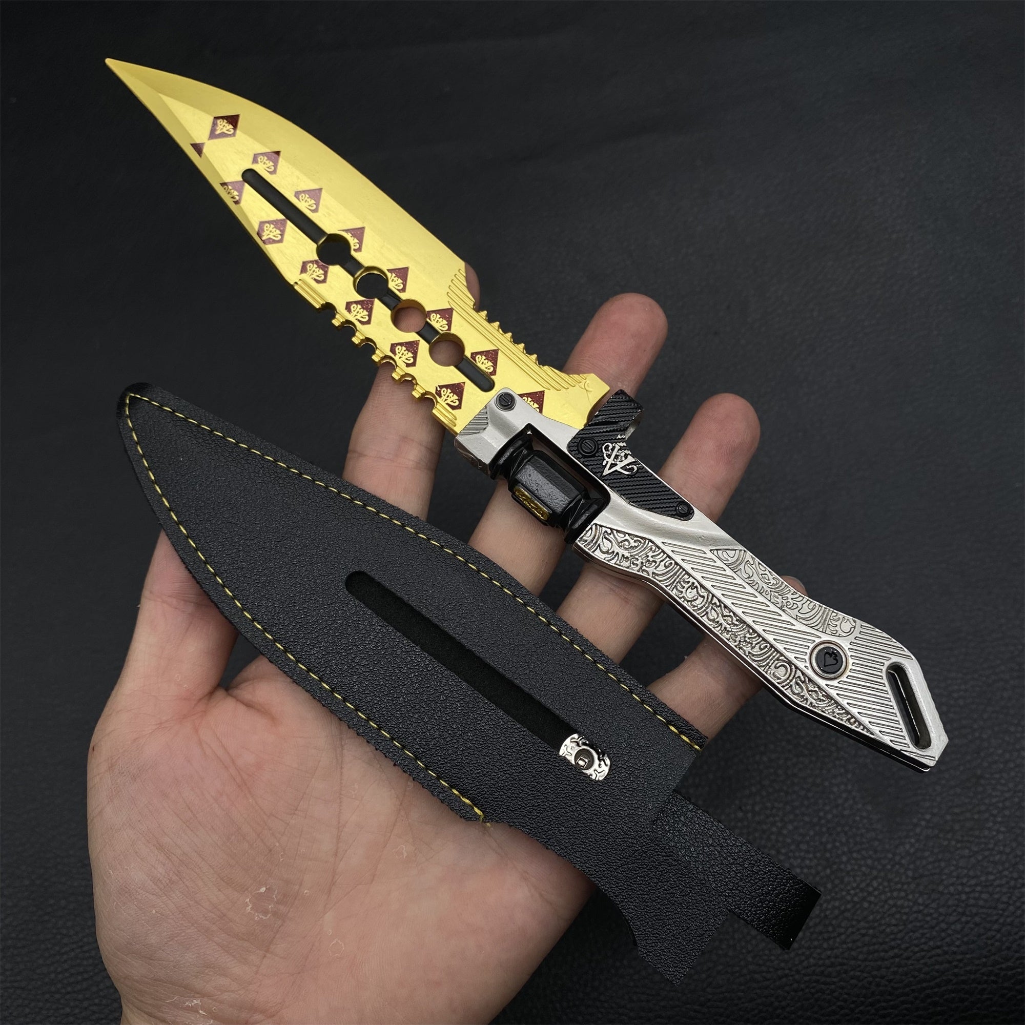 Arena Breakout Game Knife Metal Replica For Collection Victor Dagger 23CM Golden - Tophatter Daily Deals