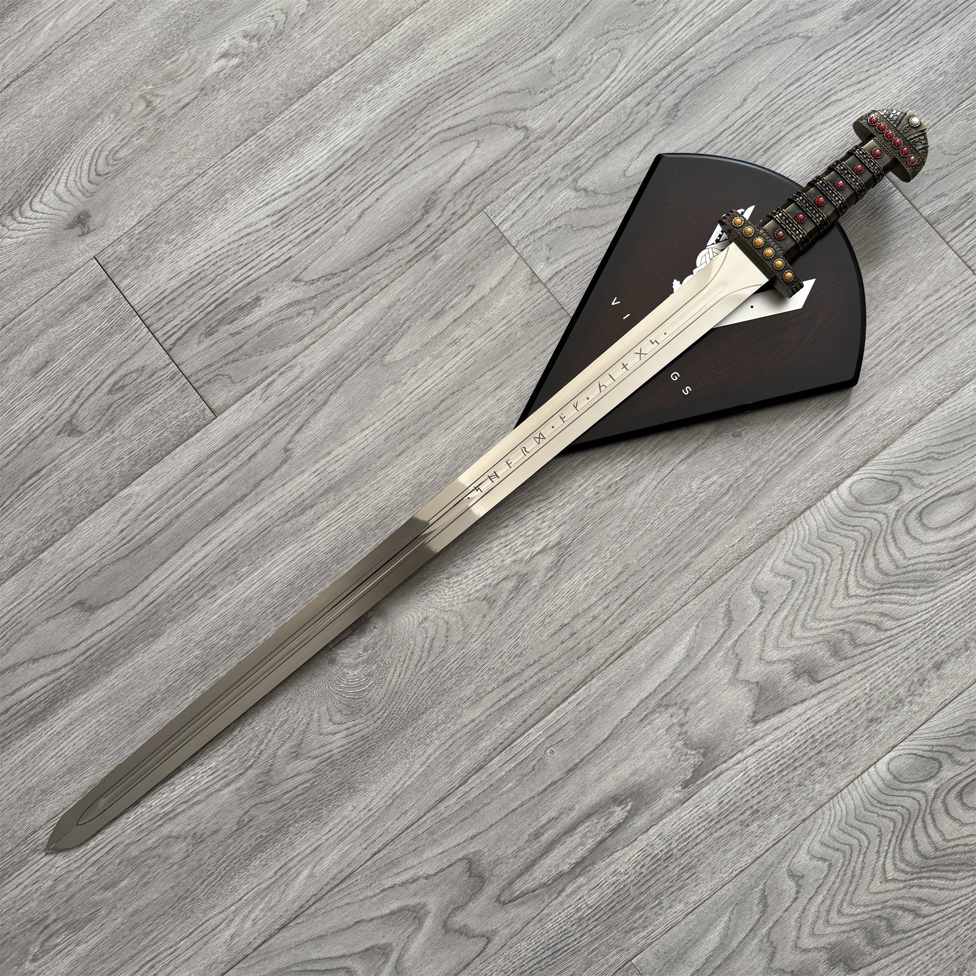 Viking Sword of Ragnar Lothbrok Life-size Metal Replica - Tophatter Daily Deals