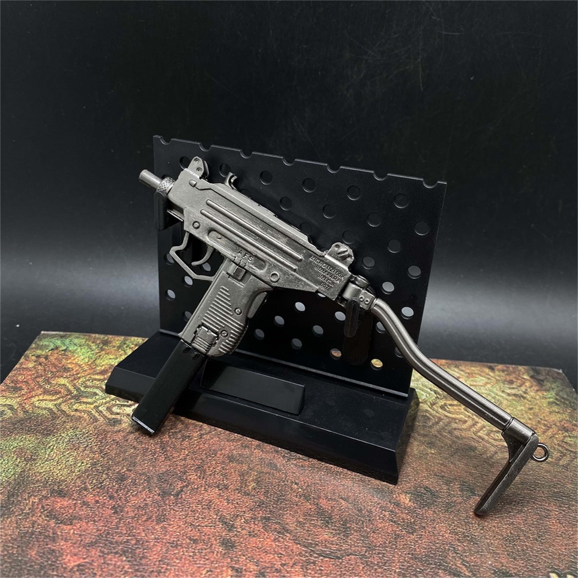 Uzi Submachine Miniature Gun 8CM/3.1" With Plastic Stand - Tophatter Daily Deals