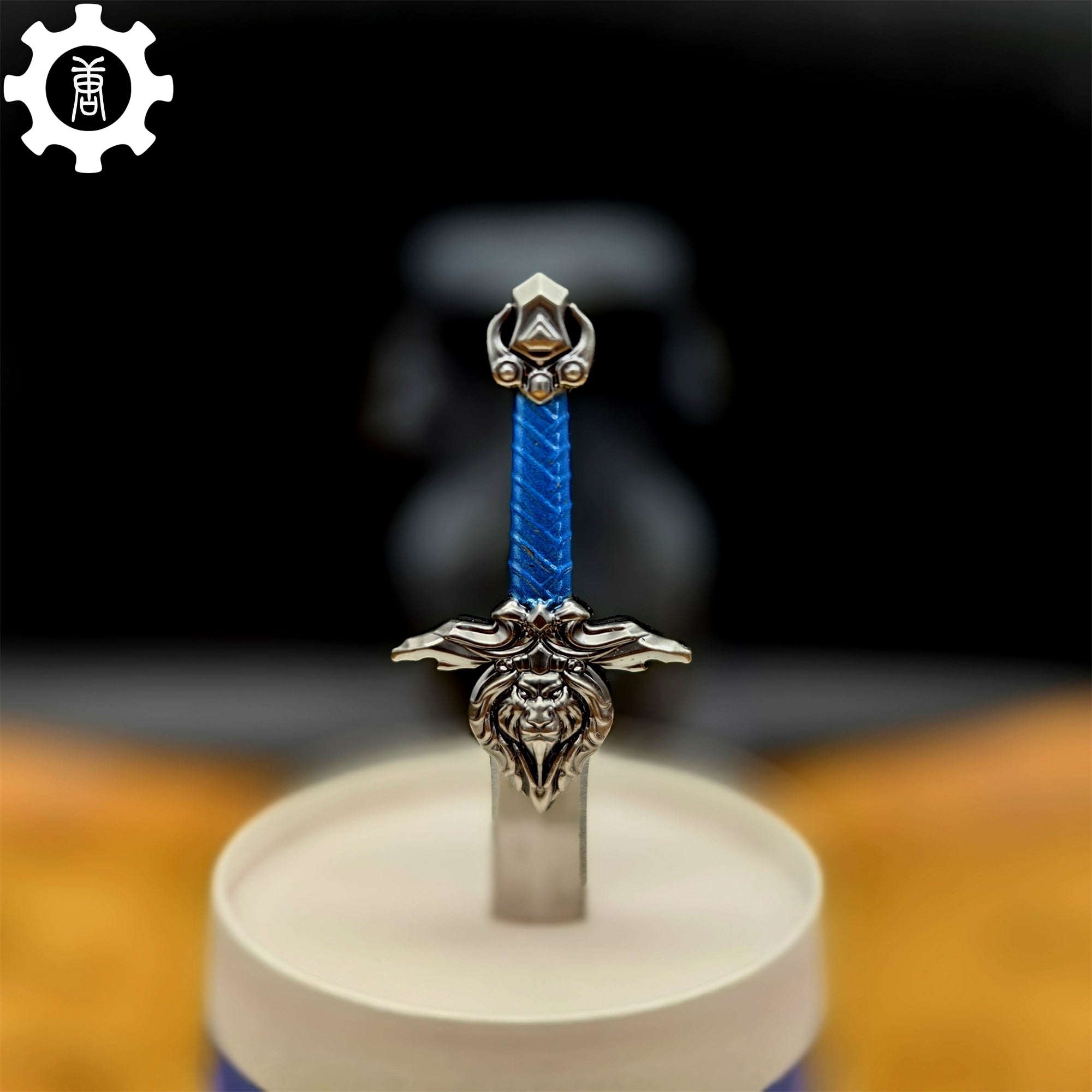 WOW Stormwind Sword Mini Metal Replica Unboxing Tool - Tophatter Daily Deals