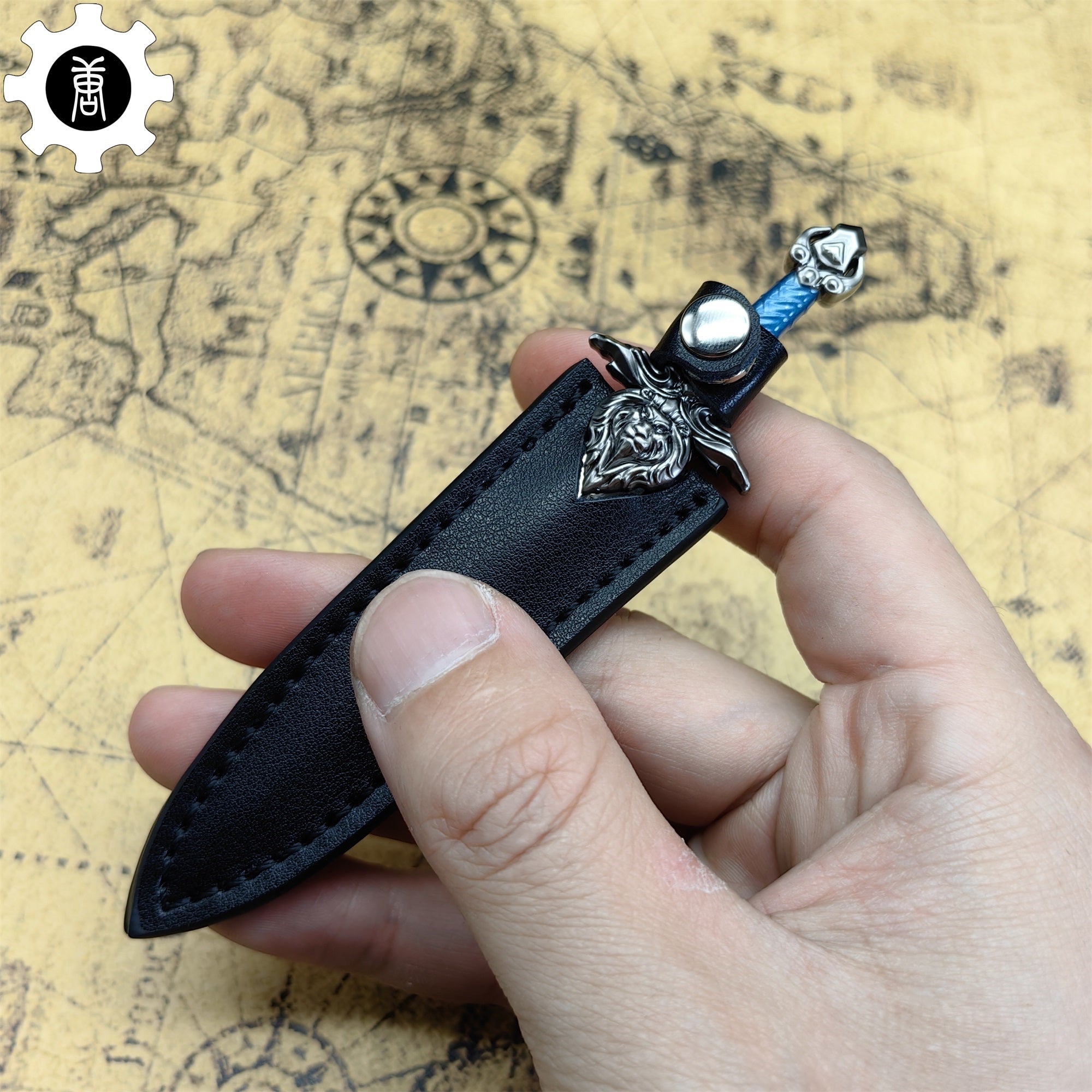 WOW Stormwind Sword Mini Metal Replica Unboxing Tool - Tophatter Daily Deals