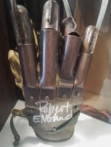 A Nightmare on Elm Street – Freddy Krueger Officially Licensed Glove Signed by Robert Englund (SWAU Authenticated) Replica Glove - Tophatter Daily Deals