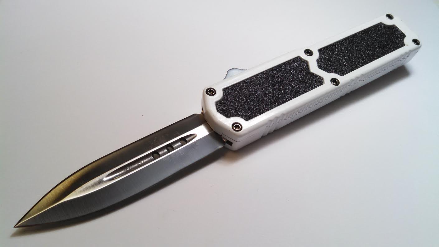 Titan OTF Dual Action White Automatic Knife Plain Edge Dagger Knife-OTF - Tophatter Daily Deals