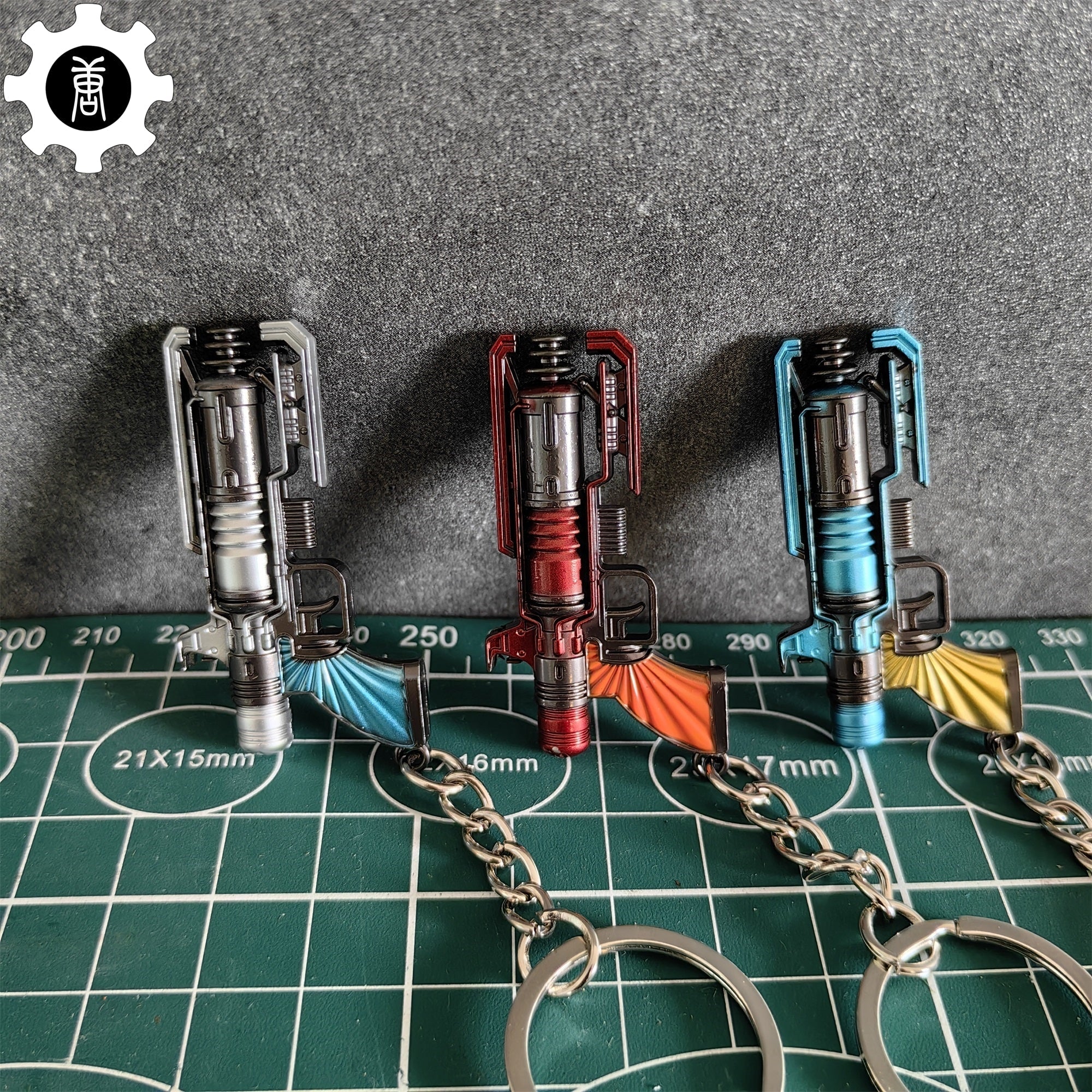 Wingman Revolver Keychain Mini Metal Replica - Tophatter Daily Deals