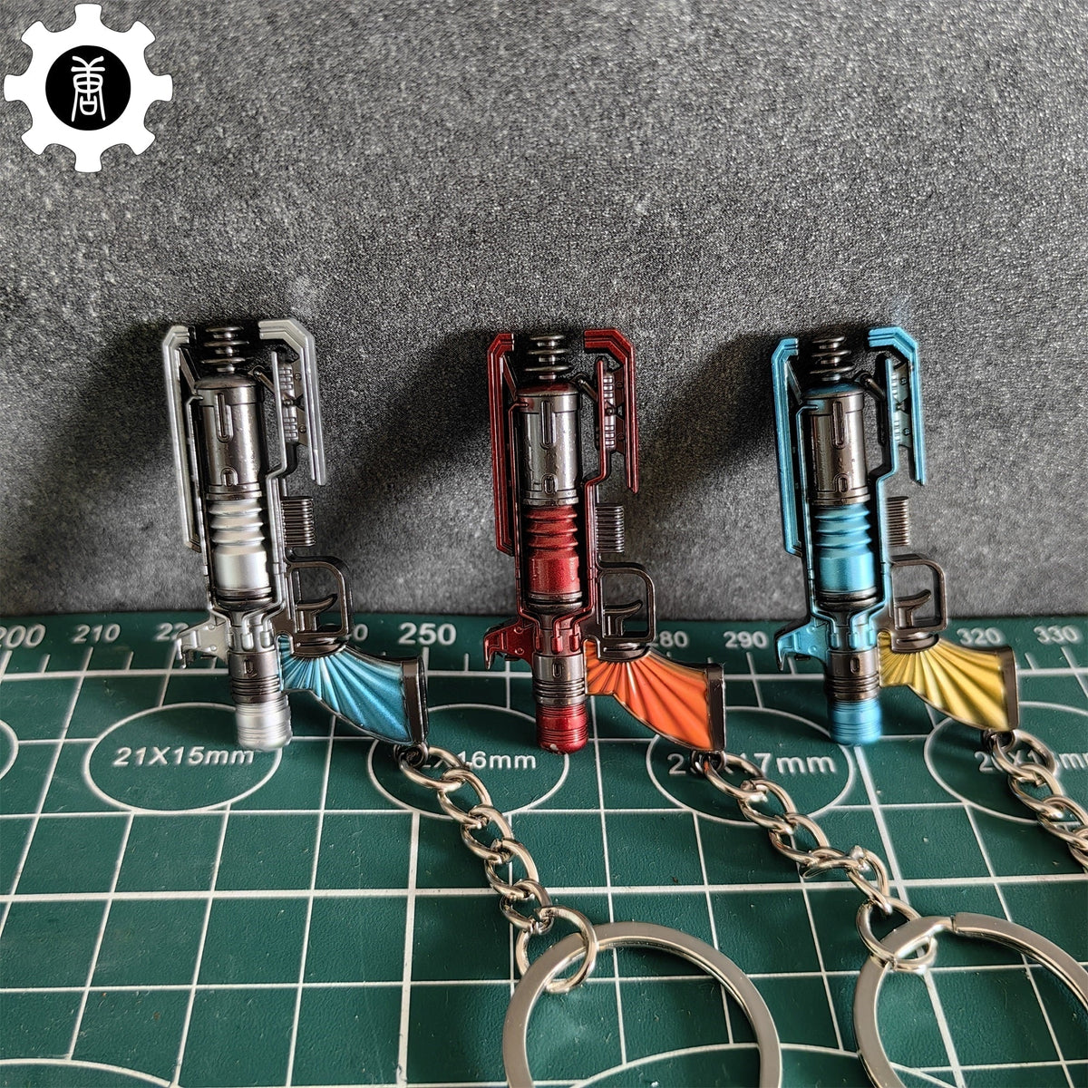 Wingman Revolver Keychain Mini Metal Replica - Tophatter Daily Deals