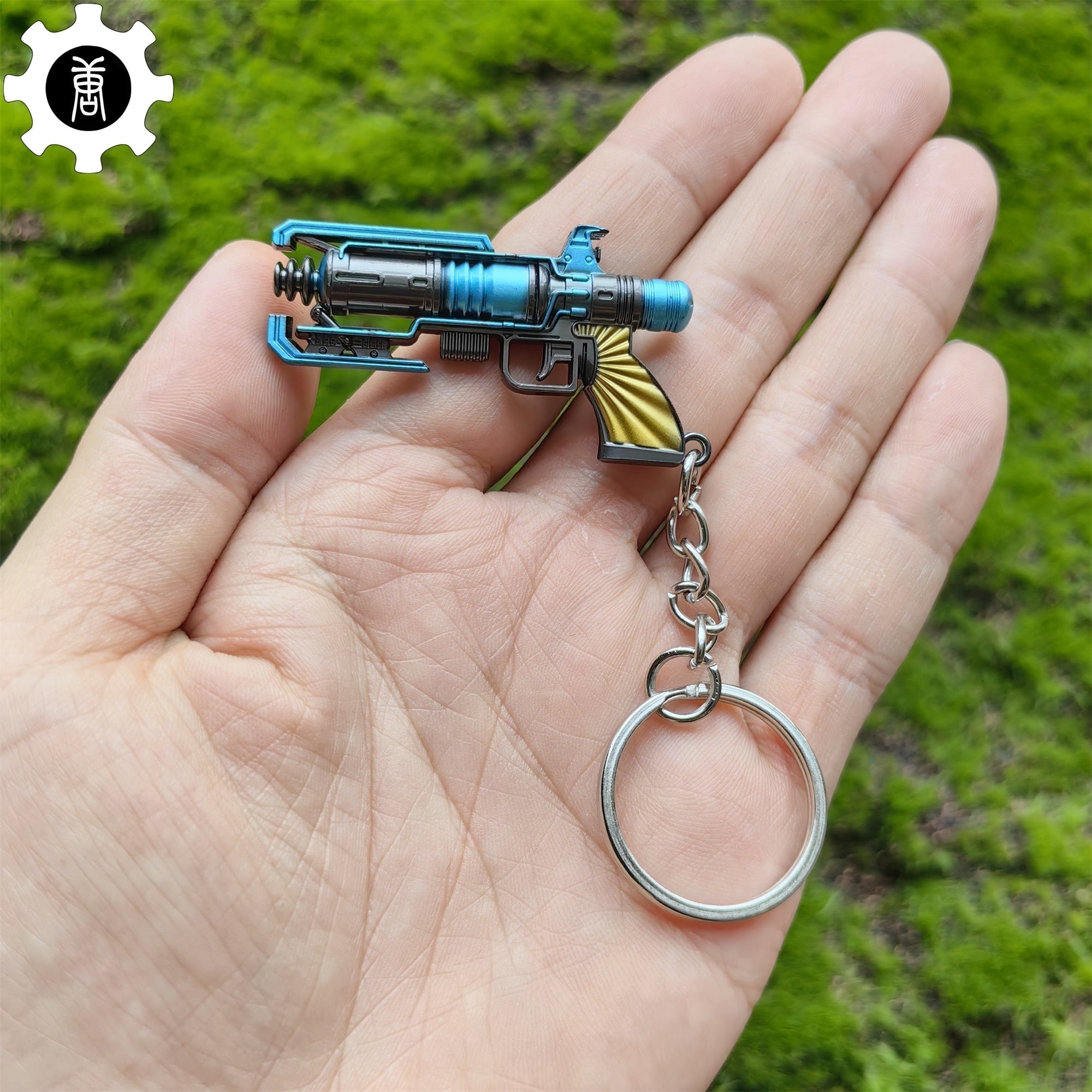 Wingman Revolver Keychain Mini Metal Replica Sunburst Only - Tophatter Daily Deals