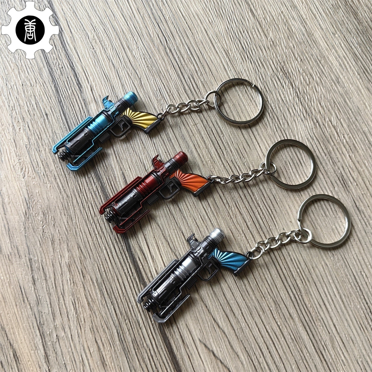 Wingman Revolver Keychain Mini Metal Replica - Tophatter Daily Deals