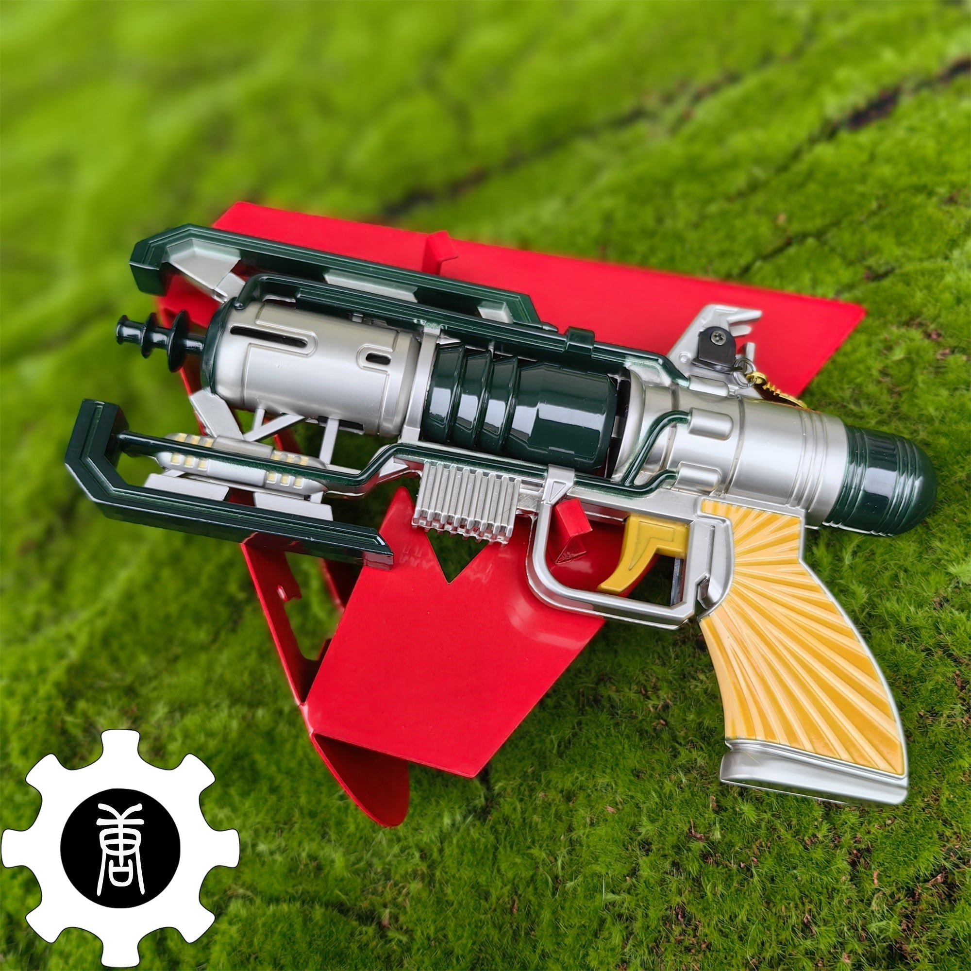 Wingman Sun Burst Life Size Metal Replica - Tophatter Daily Deals