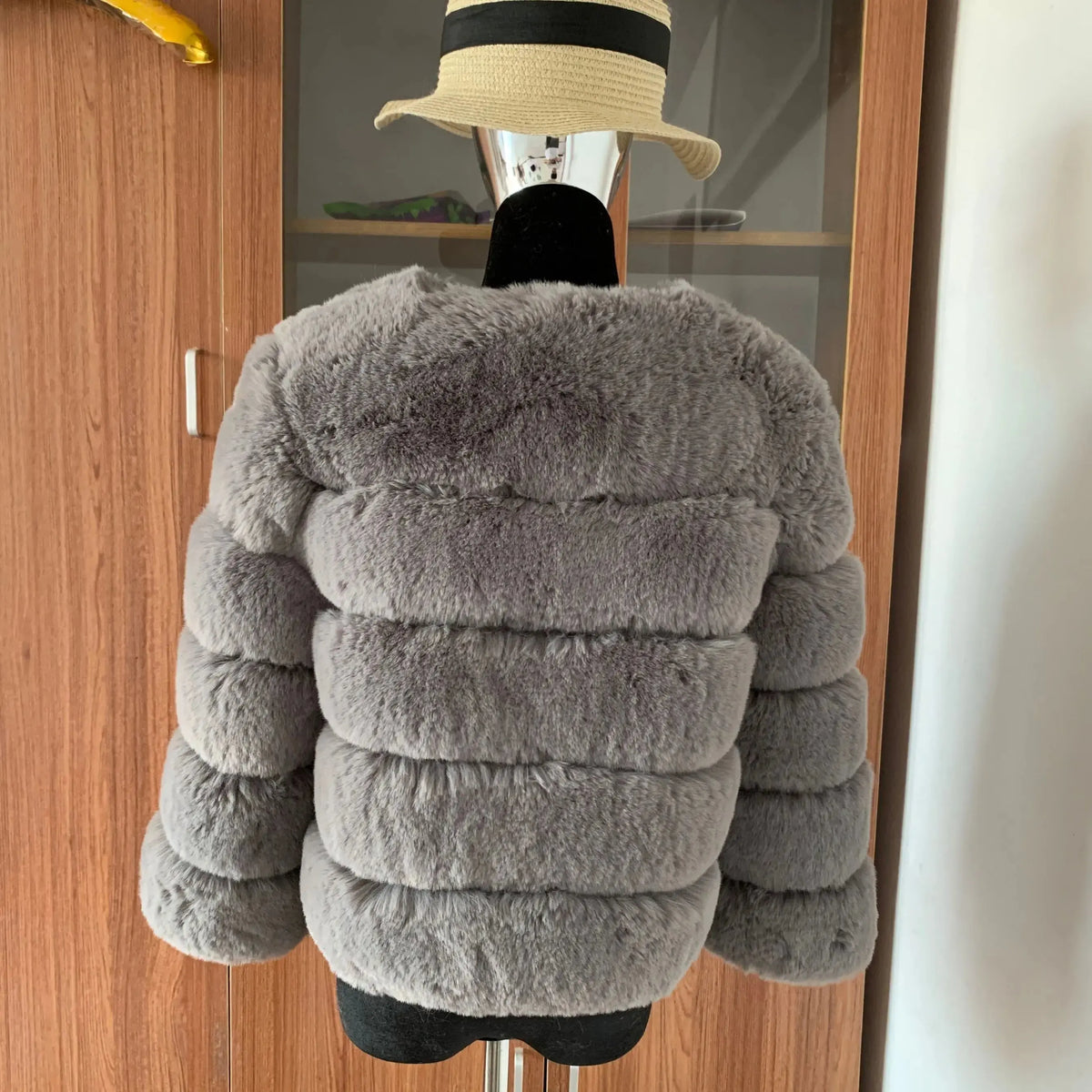 Winter coat for faux fur coat women new outerwear Fox fur short coat Fake fur jacket furry fluffy jacket luxury woman fur Fake - Tophatter Daily Deals