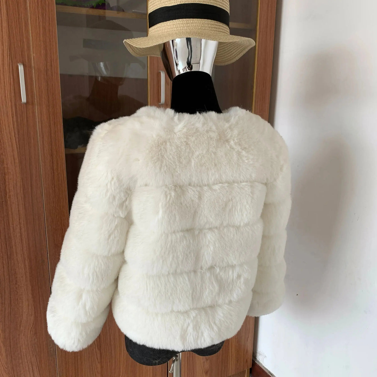 Winter coat for faux fur coat women new outerwear Fox fur short coat Fake fur jacket furry fluffy jacket luxury woman fur Fake - Tophatter Daily Deals