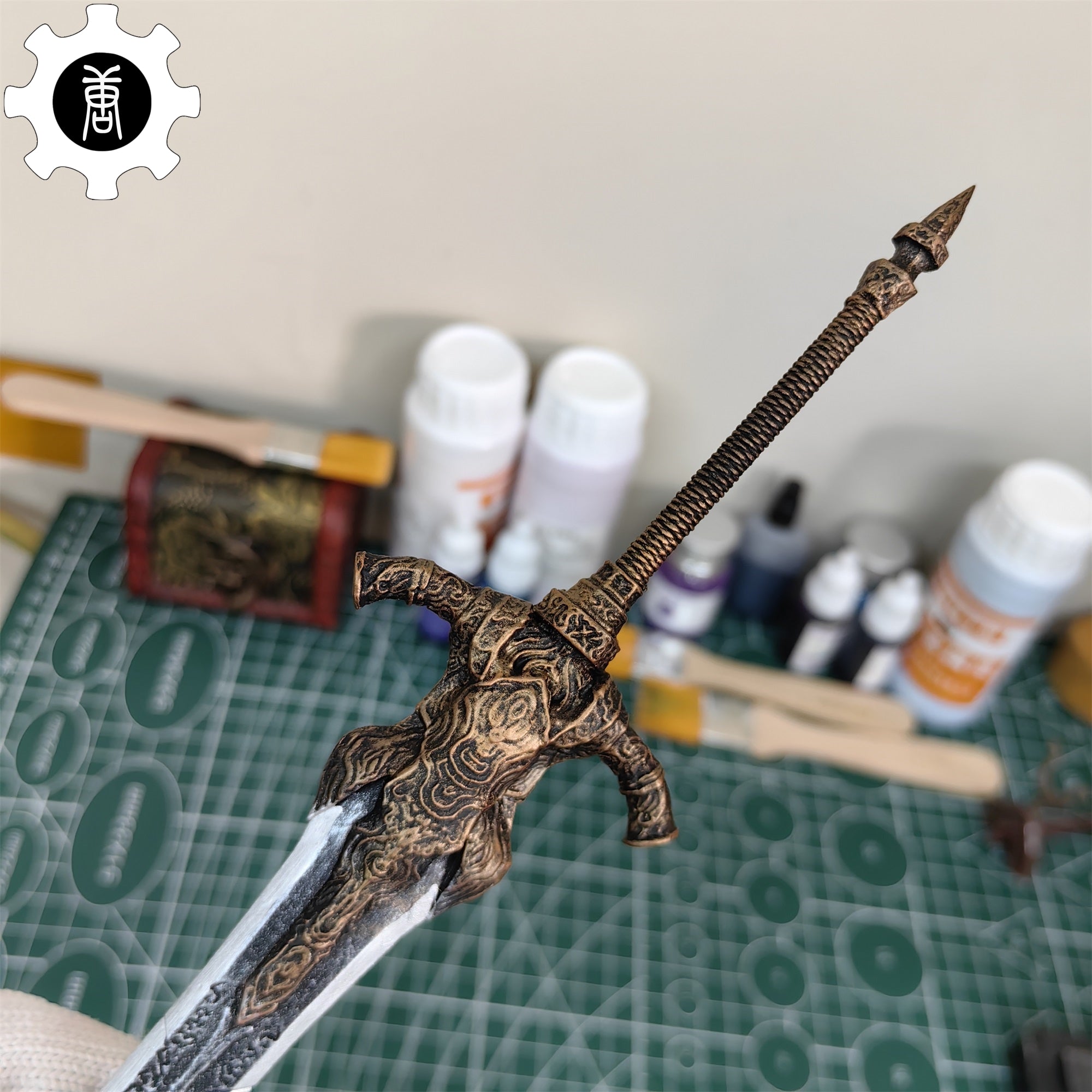 3D Printed 1: 6 Scale Wolf Knight’s Greatsword - Tophatter Daily Deals
