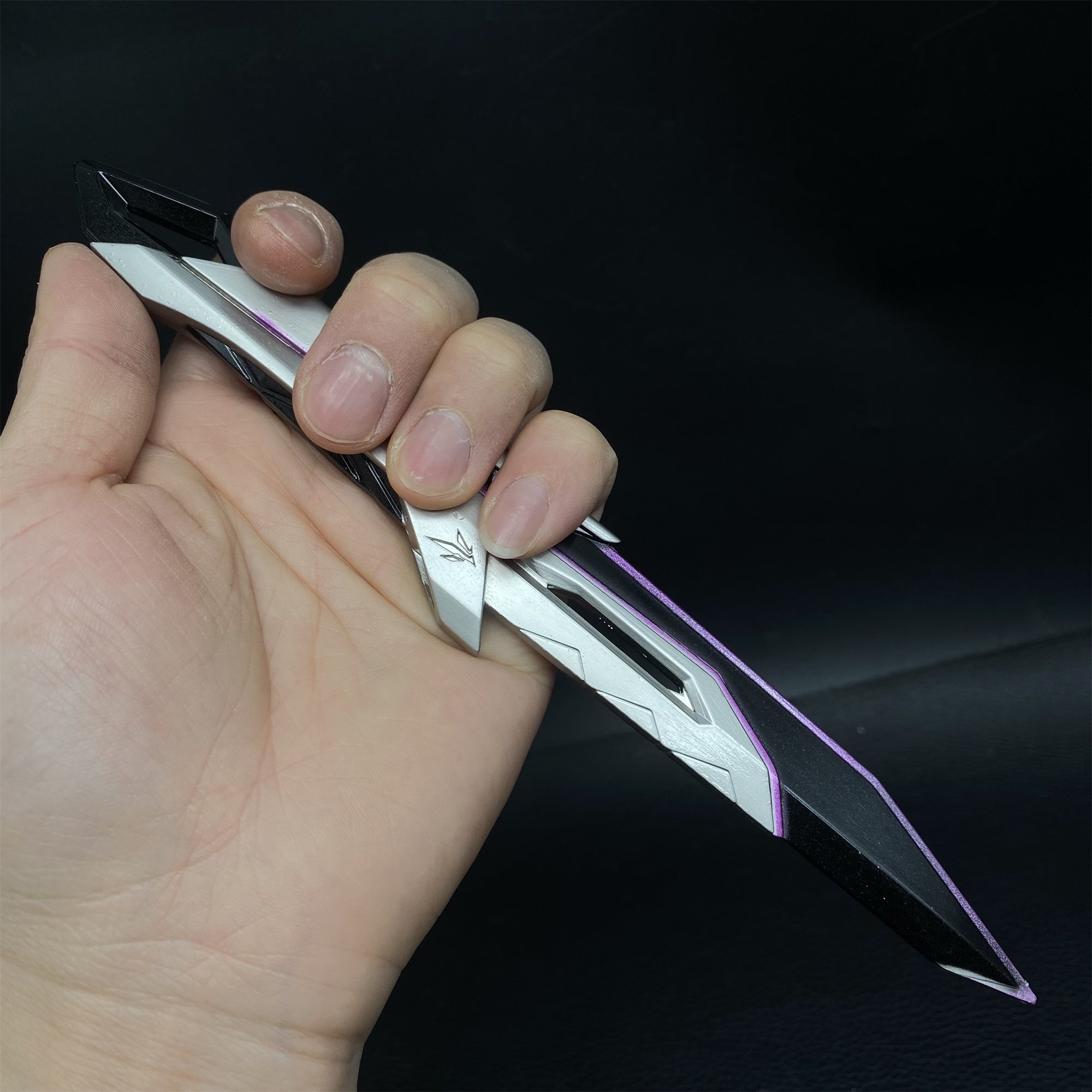 XERØFANG Knife Mini Scale Replica 4 Colors - Tophatter Daily Deals