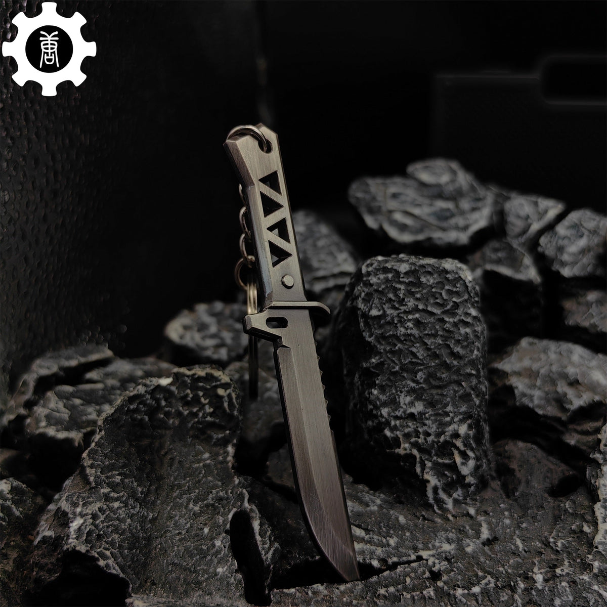 Mini Xenohunter Knife Metal Keychain - Tophatter Daily Deals