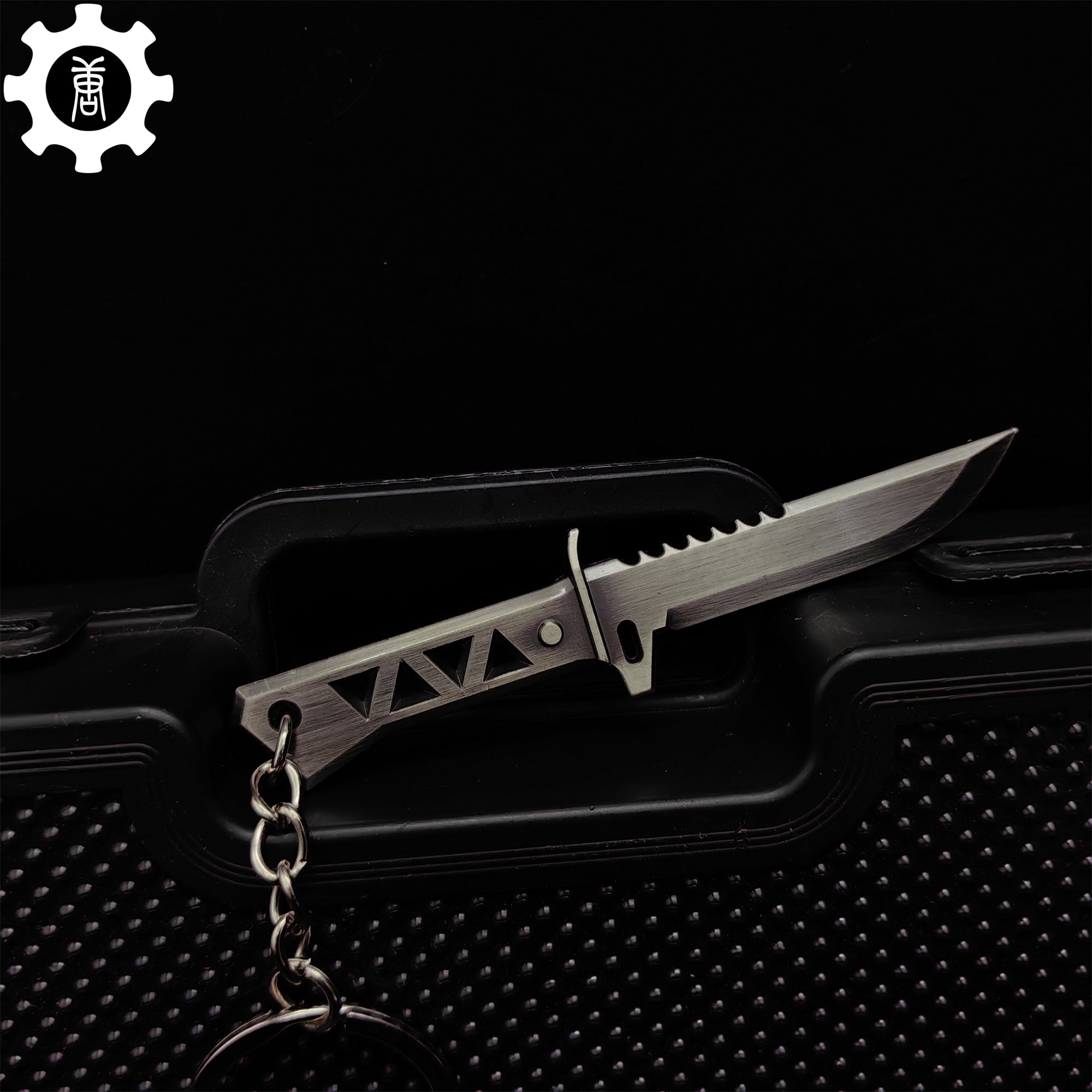 Mini Xenohunter Knife Metal Keychain - Tophatter Daily Deals