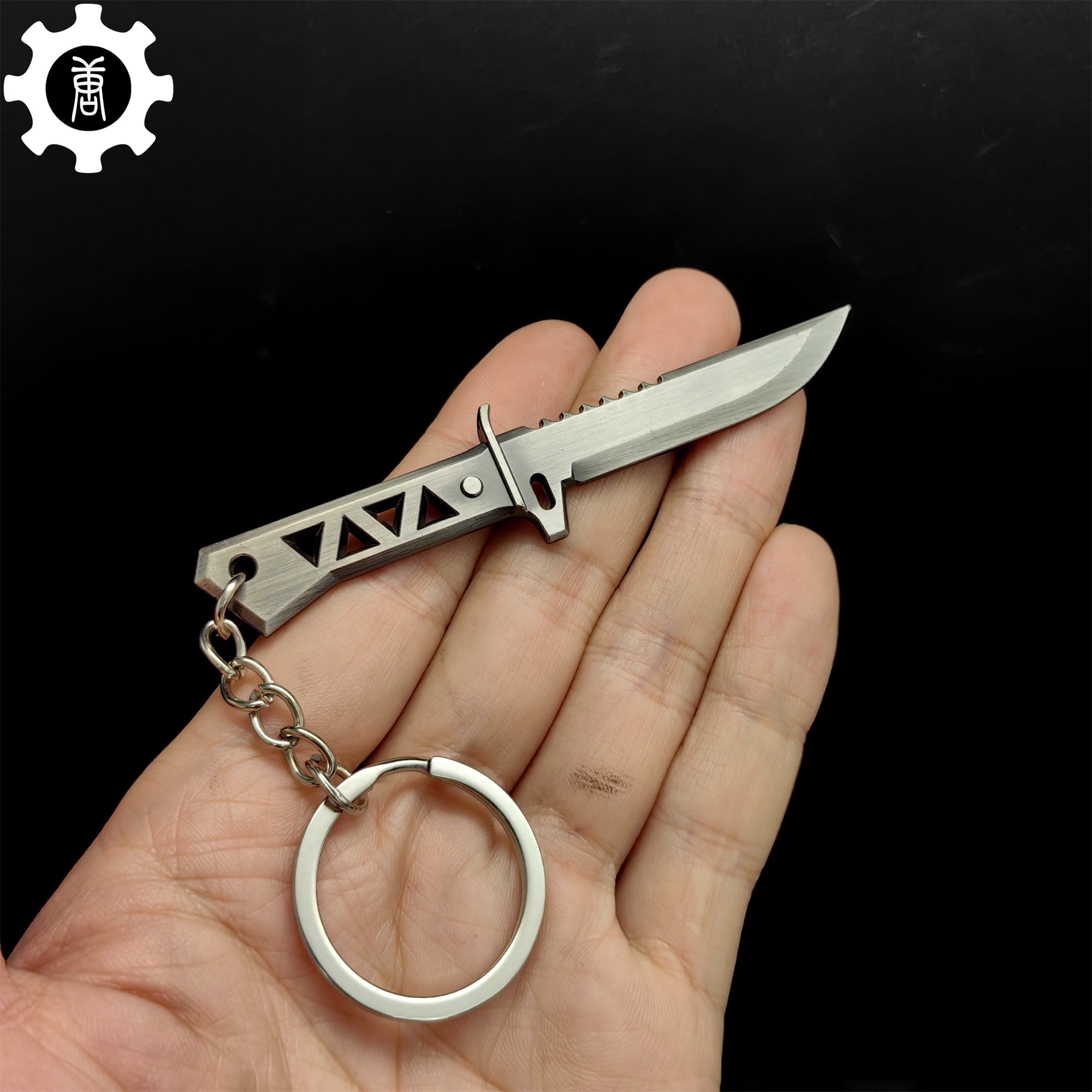 Mini Xenohunter Knife Metal Keychain - Tophatter Daily Deals