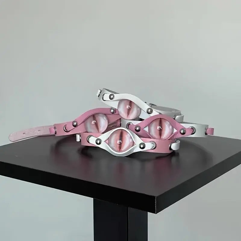 Y2K Eye-Shaped Choker Necklace - Fashionable Punk Hip-Hop Statement Collar, PU Leather, Unisex Accessory for Daily Wear and Gifting - Tophatter Daily Deals