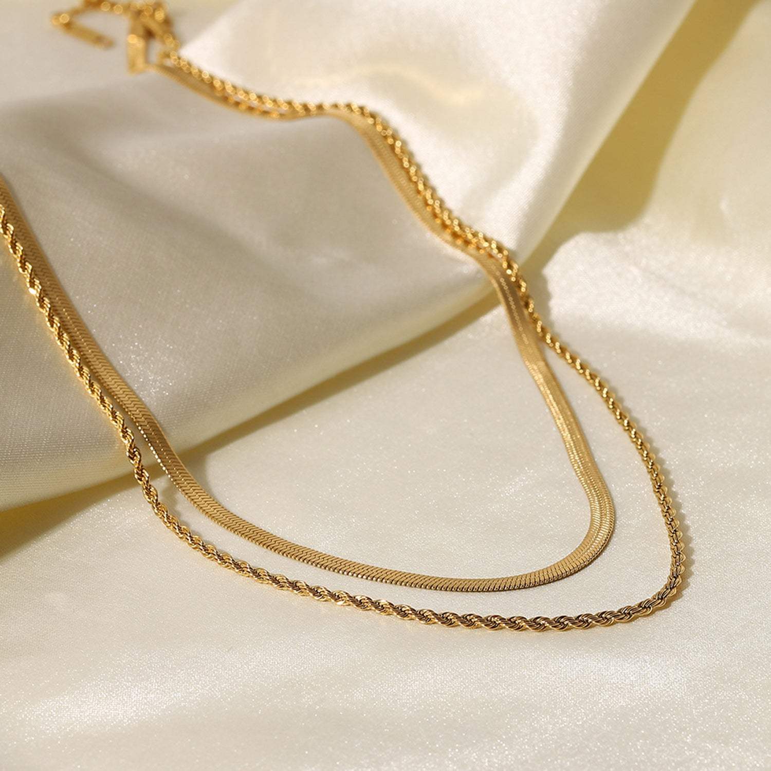 18K Gold-Plated Double-Layered Necklace Necklaces - Tophatter Daily Deals