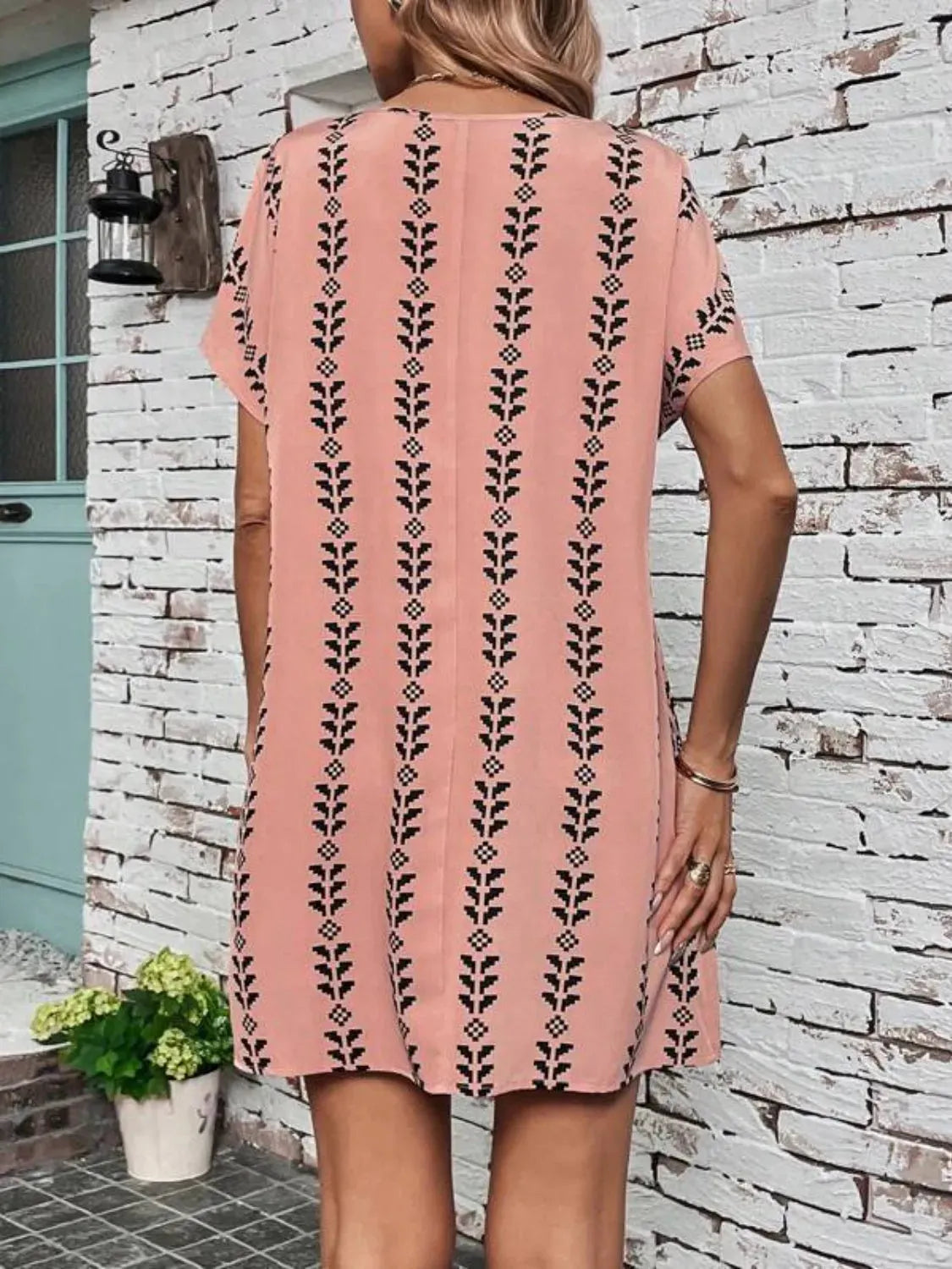 Printed Round Neck Short Sleeve Dress Casual Dresses - Tophatter Daily Deals