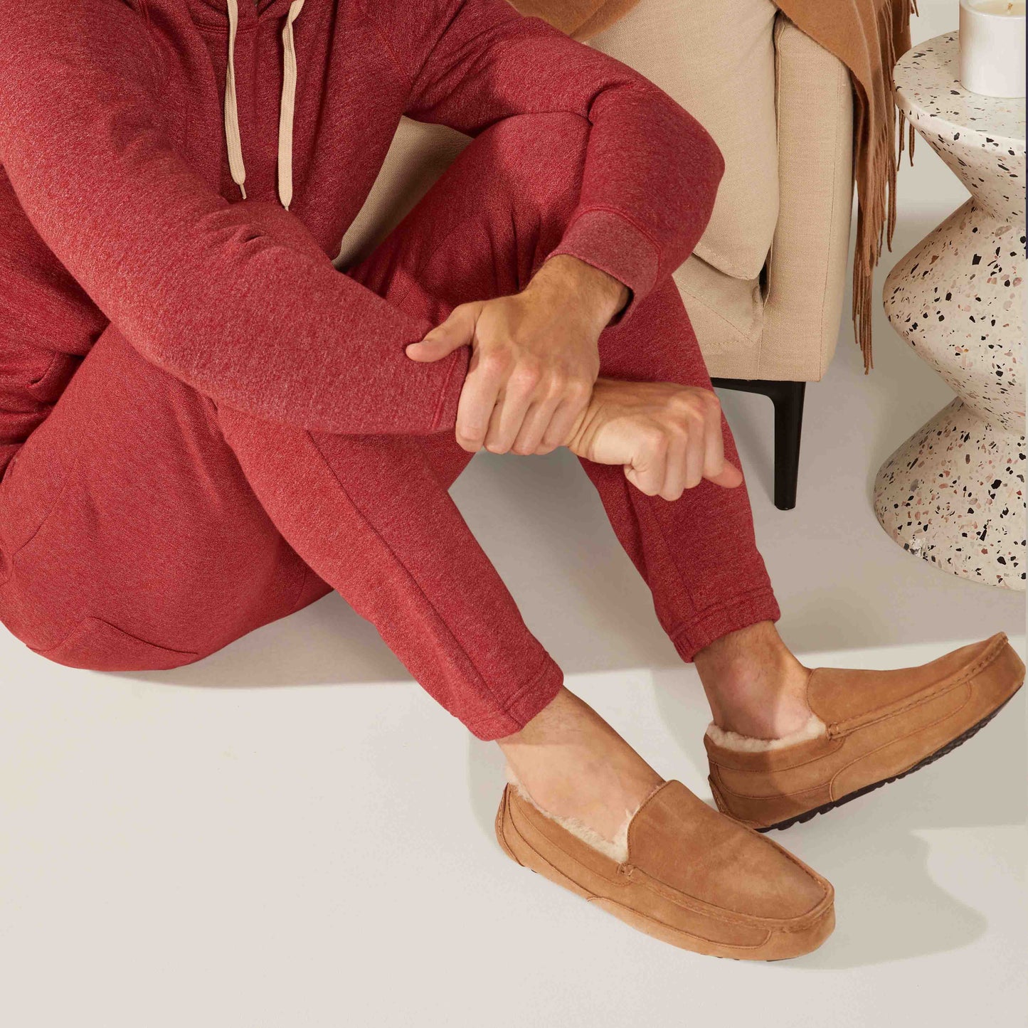 Australian Shearling Tread Men's Moccasin Slippers - Tophatter Daily Deals