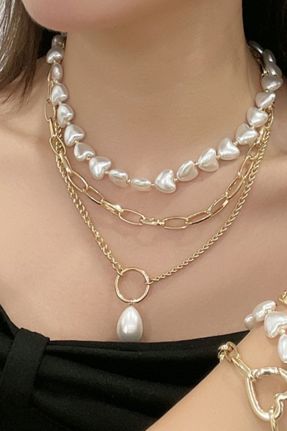 Three-Layered Pearl Necklace Necklaces - Tophatter Daily Deals