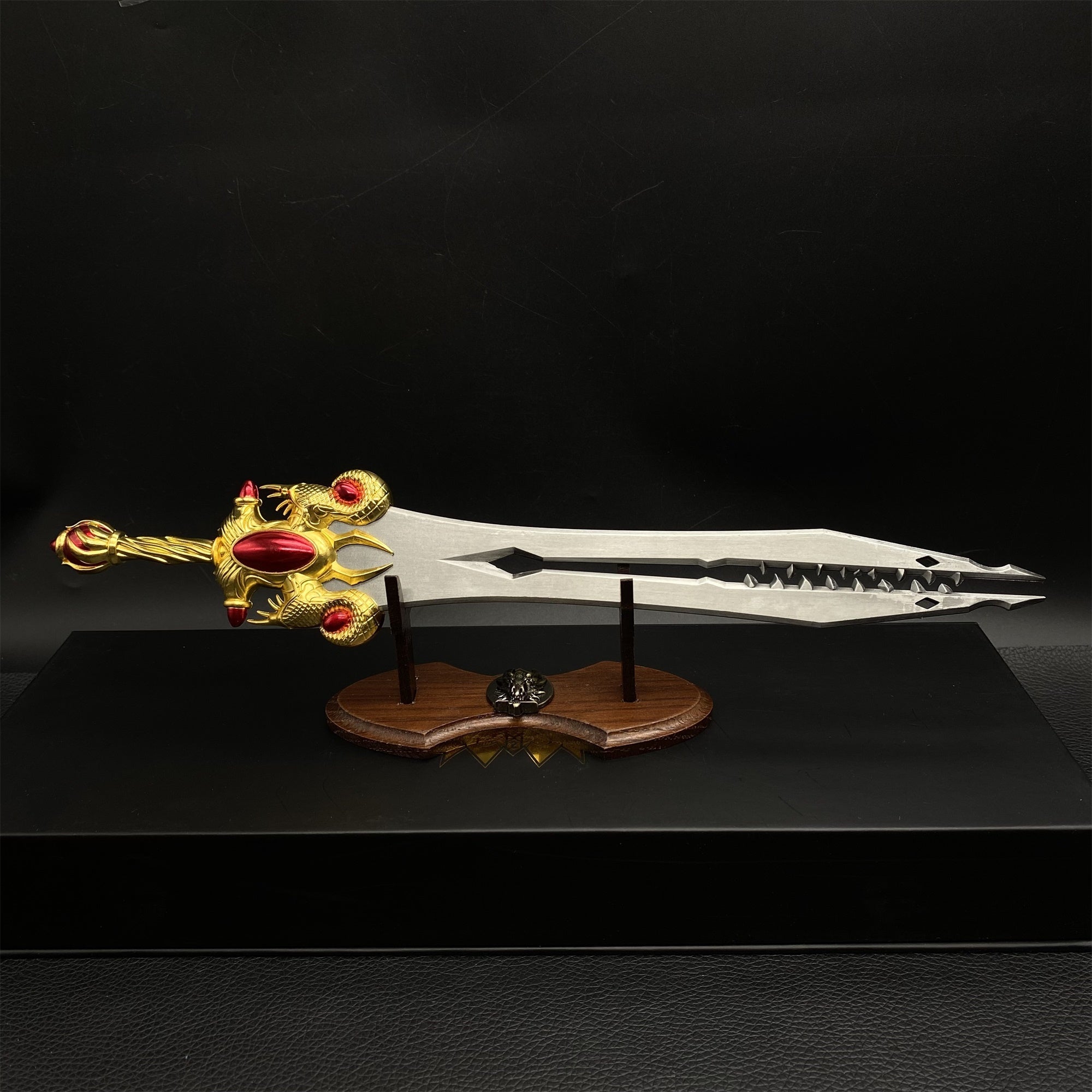 Dawnfang/Duskfang Sword Metal Replica 3 Options Dawnfang & Stand - Tophatter Daily Deals