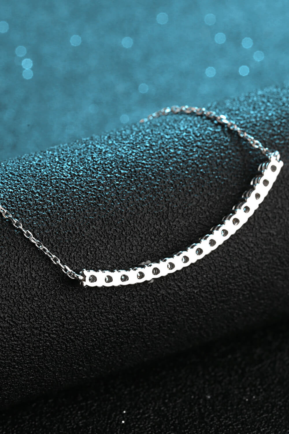 Sterling Silver Curved Bar Necklace Necklaces - Tophatter Daily Deals