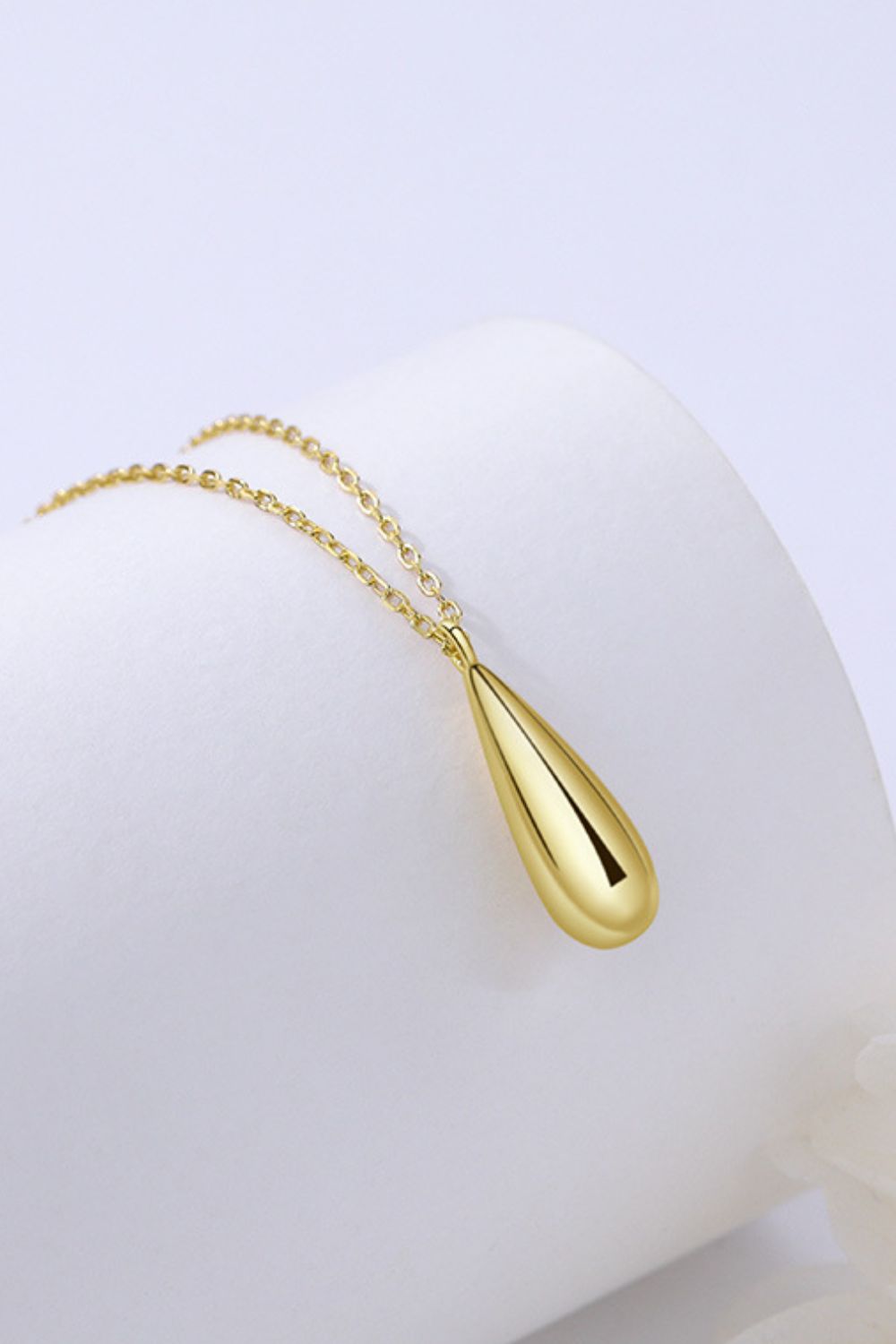 18K Gold-Plated Pendant Necklace Necklaces - Tophatter Daily Deals