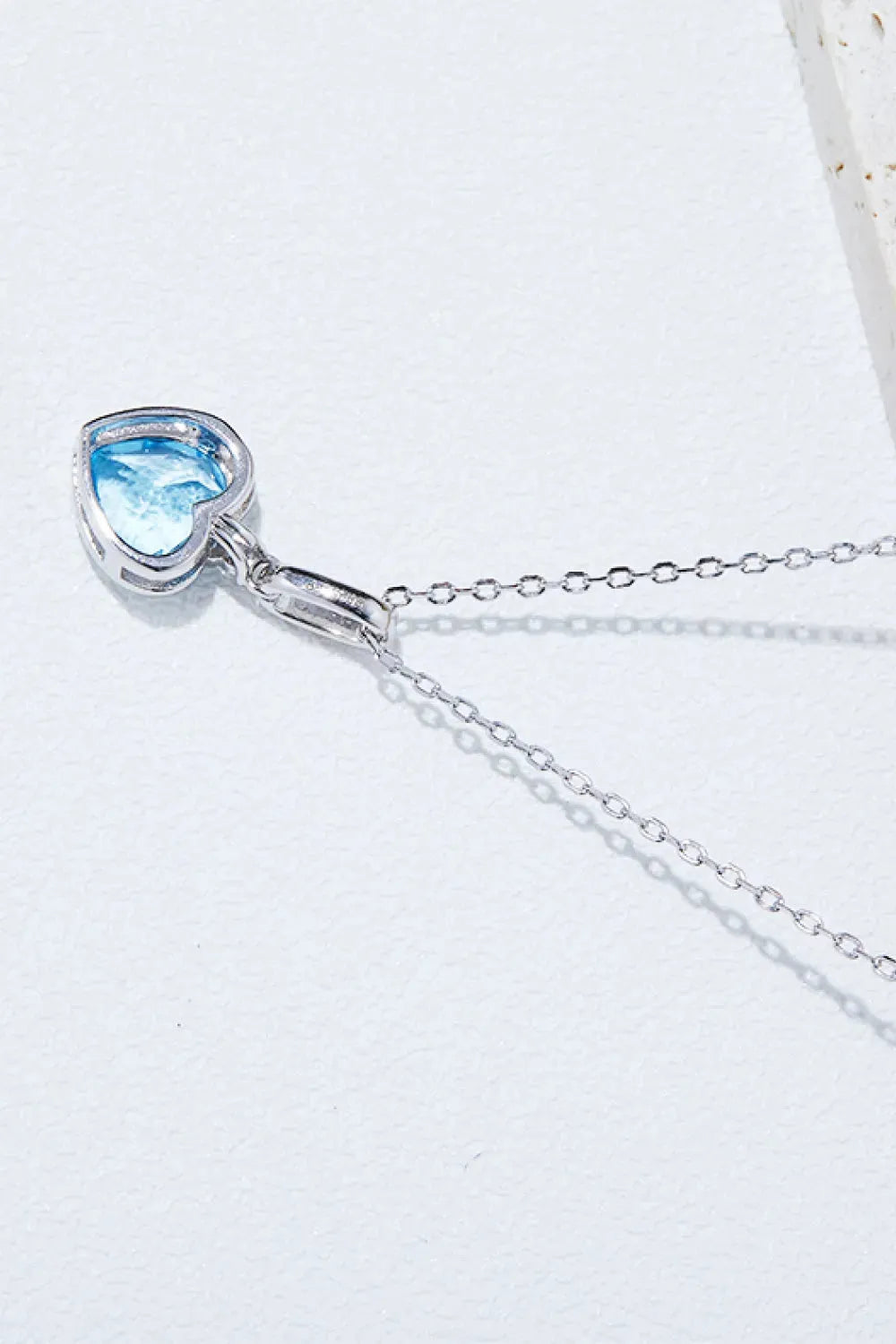 Topaz Heart Pendant Necklace Necklaces - Tophatter Daily Deals