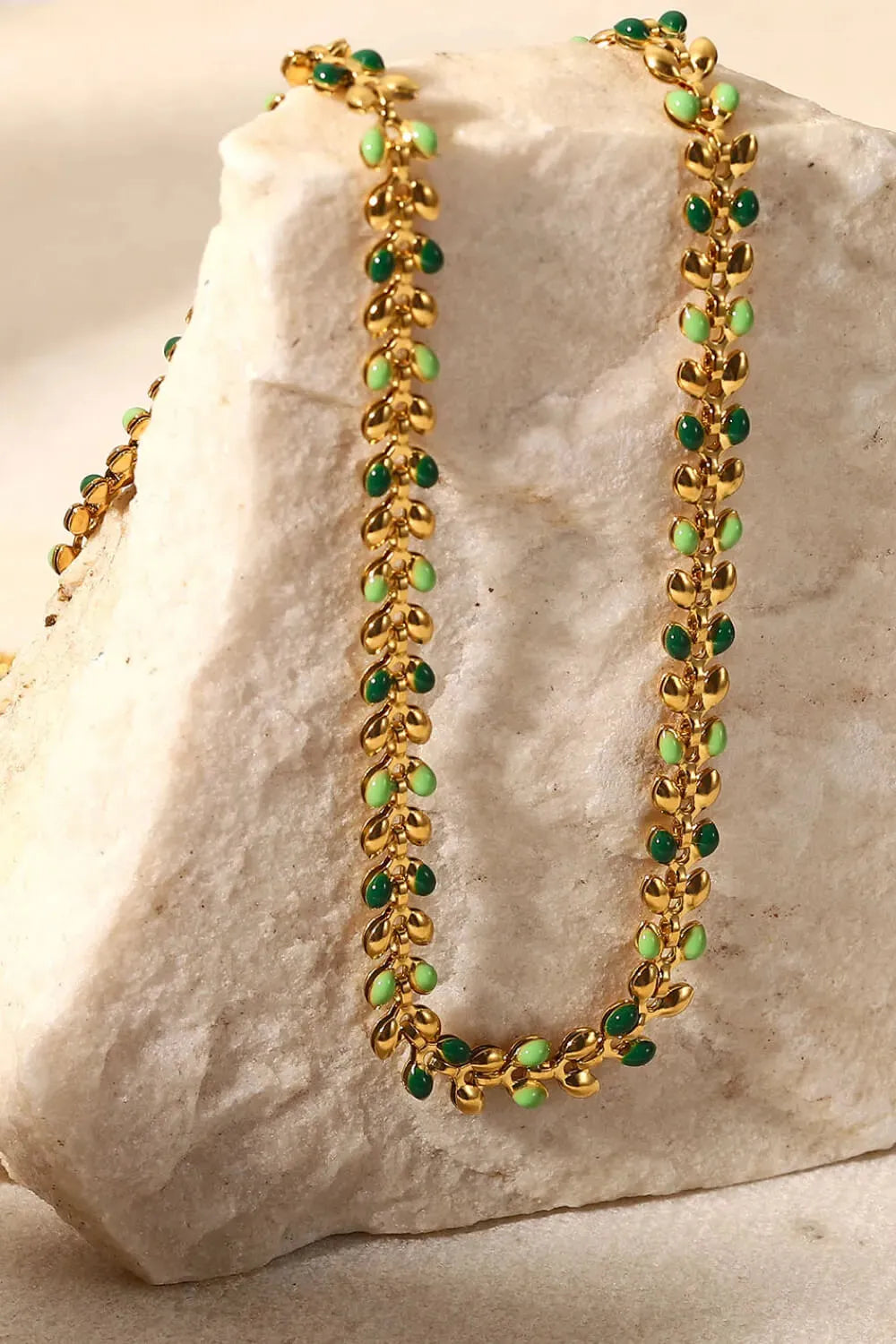 Leaf Chain Lobster Clasp Necklace Necklaces - Tophatter Daily Deals