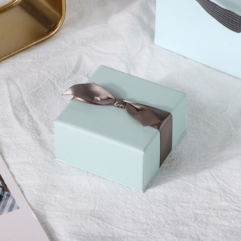 Bowknot Jewelry Box Necklace Jewelry Gift Paper rim Bracelet box 0 - Tophatter Daily Deals